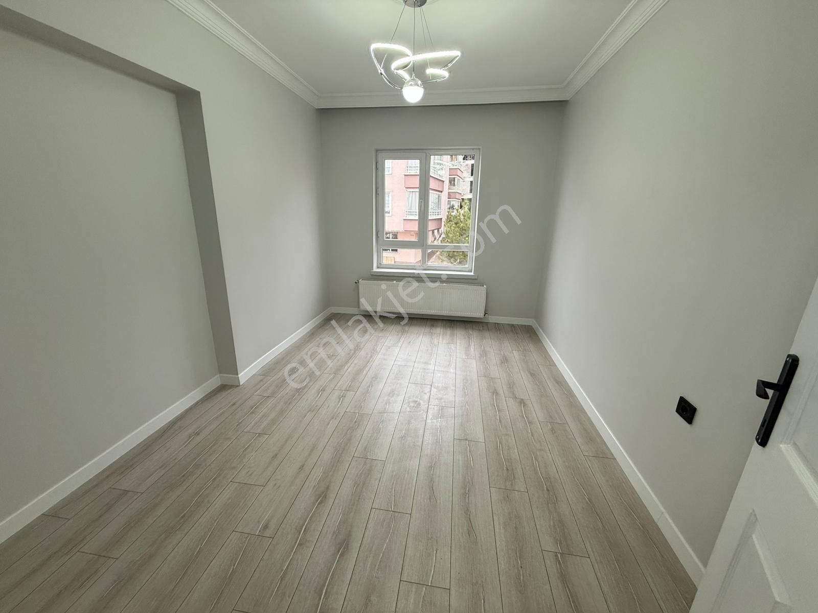 Kartaltepe Mah Lüx Tasarım Geniş3+1 Ön Cephe Çiftbalkonlu Arakat - Görsel 9