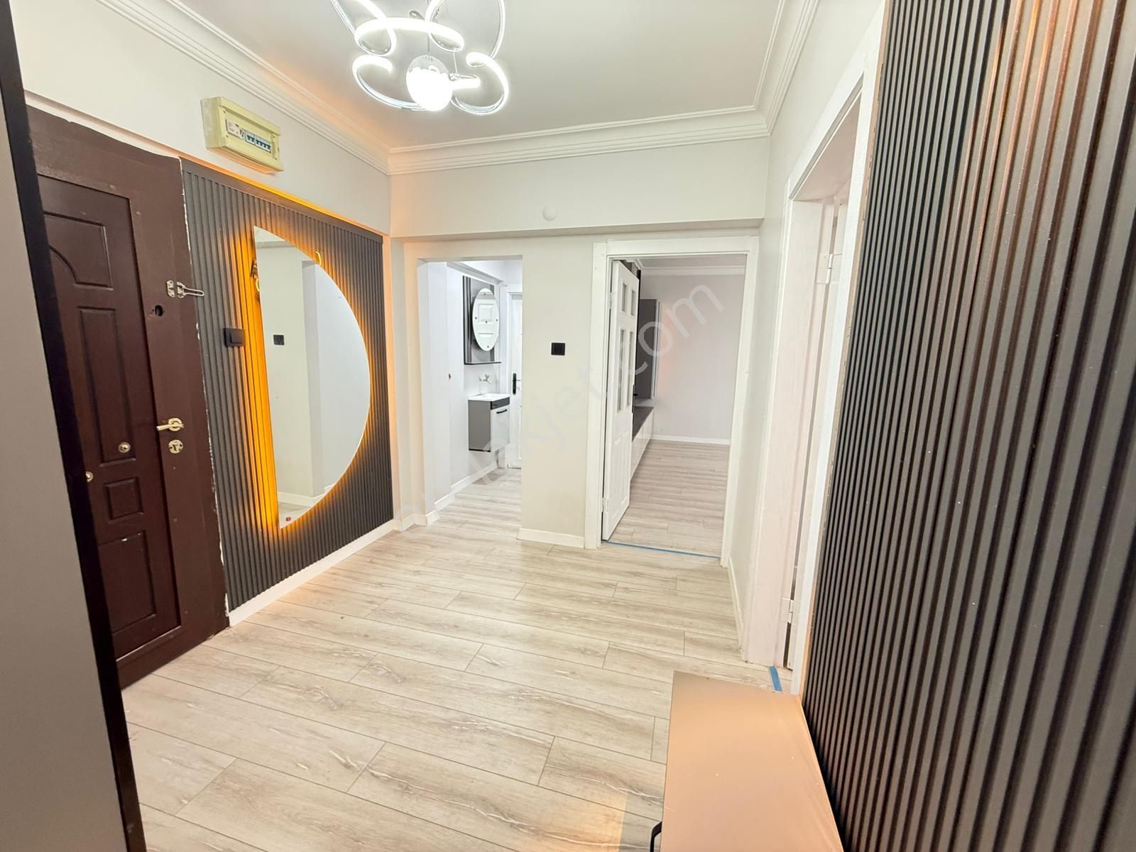 Kartaltepe Mah Lüx Tasarım Geniş3+1 Ön Cephe Çiftbalkonlu Arakat - Görsel 22