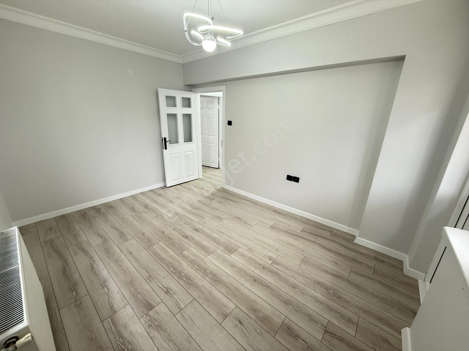 Kartaltepe Mah Lüx Tasarım Geniş3+1 Ön Cephe Çiftbalkonlu Arakat - Görsel 8