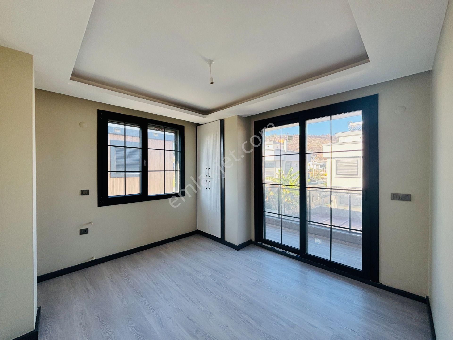 İzmir Seferihisar Doğanbey'de Bağımsız Havuzlu Geniş Bahçeli Satılık 3+1 Villa - Görsel 27