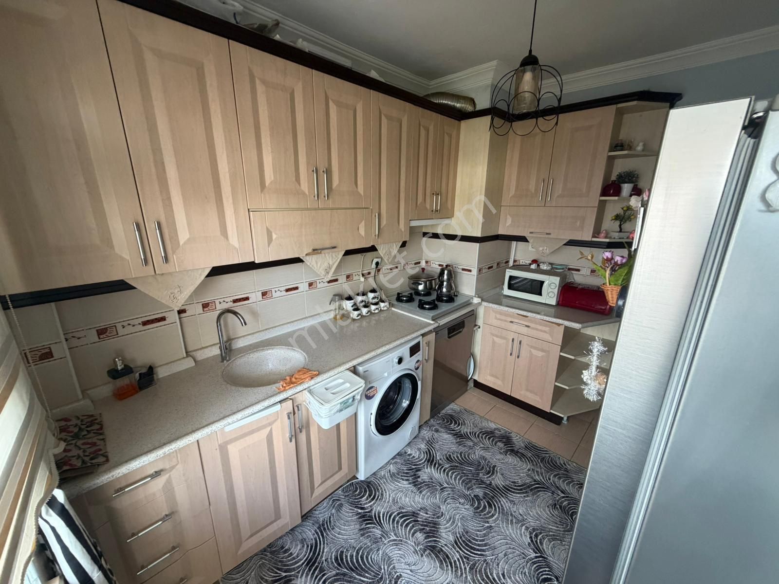 Sincan Fatih Mh'de Full Yapılı Bağımsız 4.ara Katta Ön Cephe Satılık Daire