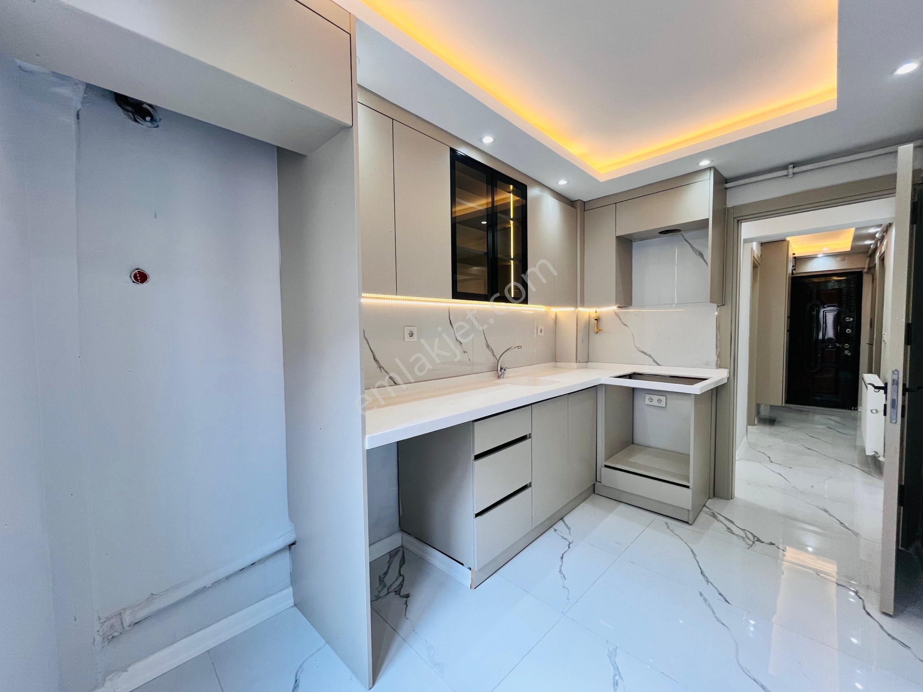 Manisa Yarhasanlar Mh. 2+1 Arakat Fullüks Daire