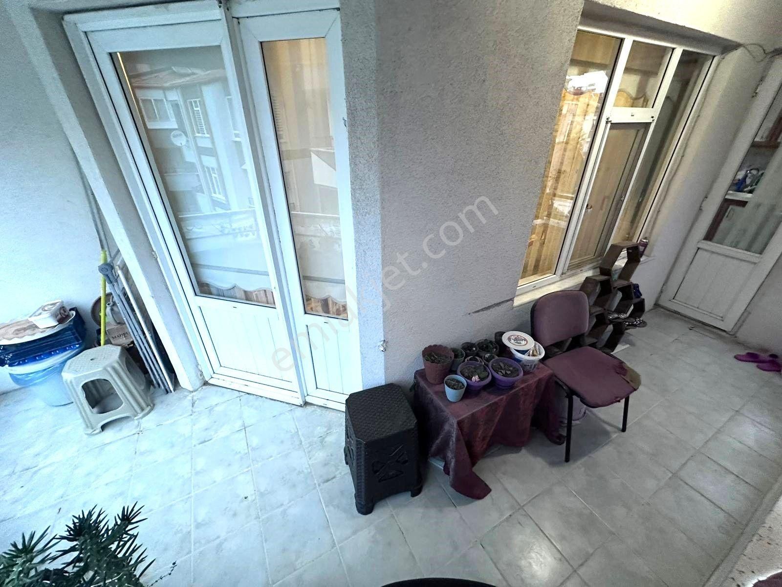 ꧁ay Emlaktan꧂akçay Merkezde Denize Yakın Ön Cephe Ayrı Mutfak Çift Balkon Satılık 3+1 Tasarım Daire - Görsel 16