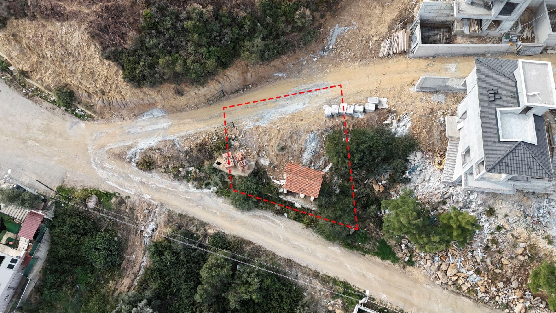 İzmir Seferihisar Atatürk Mahallesinde Deniz Manzaralı 300 M2 Arsa - Görsel 5