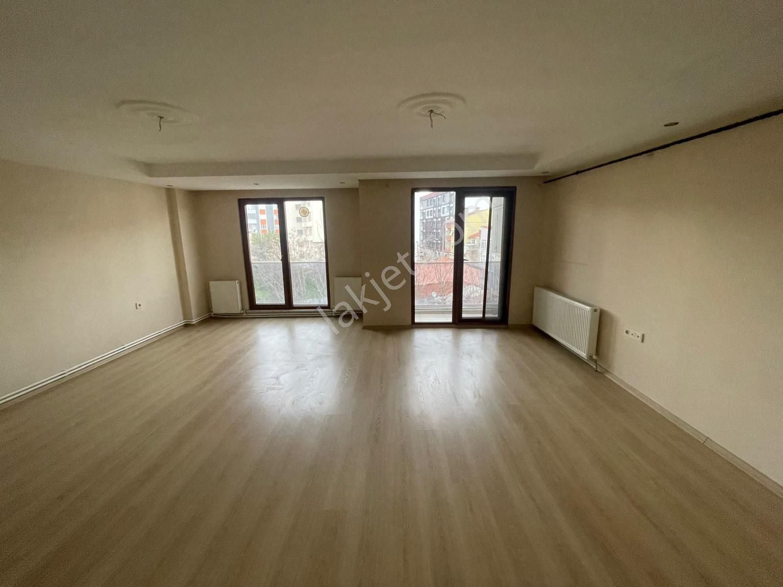 Mükemmel Konumda Satılık 3+1 Dubleks Daire