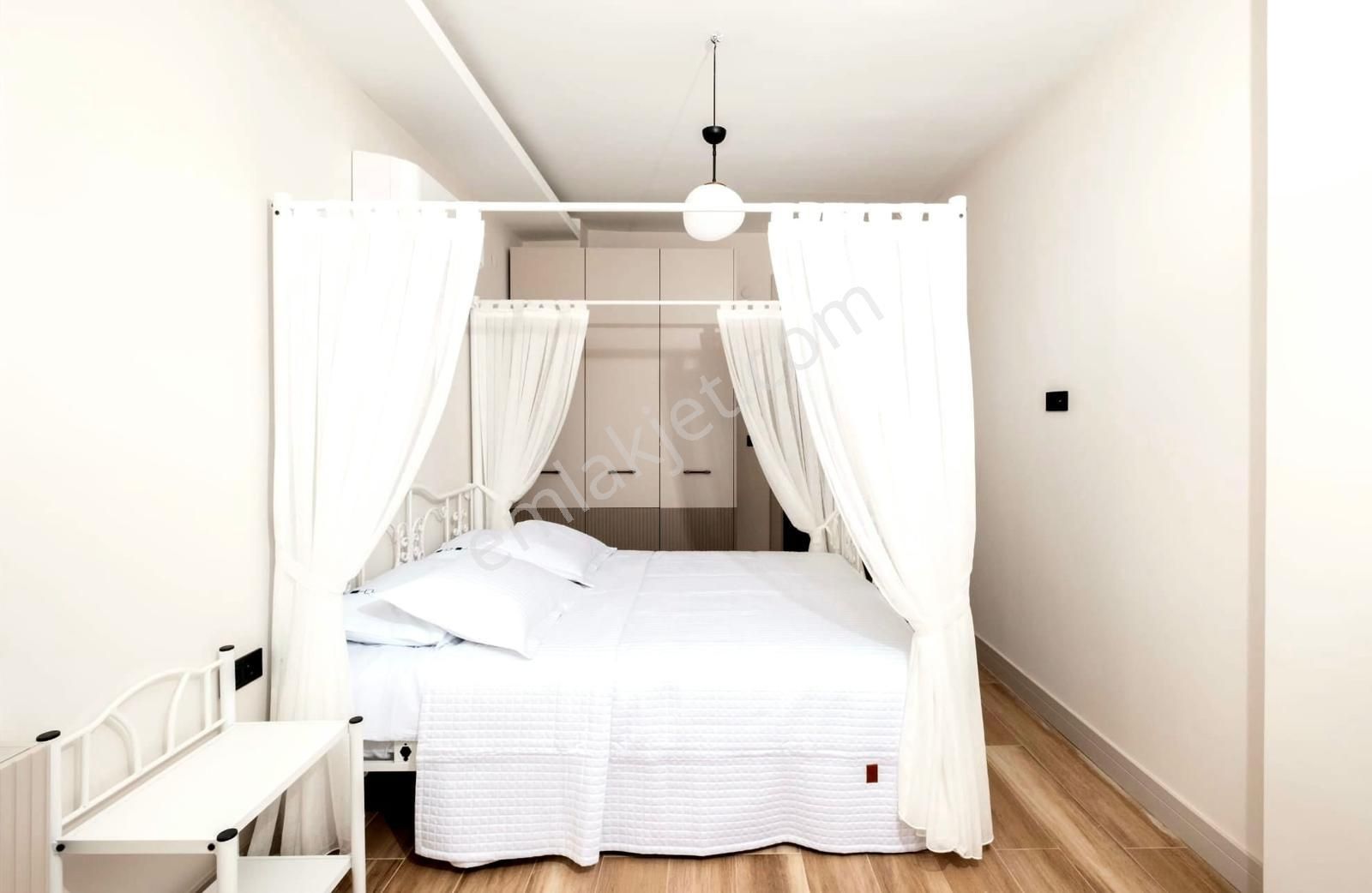 Kuşadası'nda Satılık Özel Havuz, Doğalgazlı 4+1 Müstakil Villa - Görsel 14