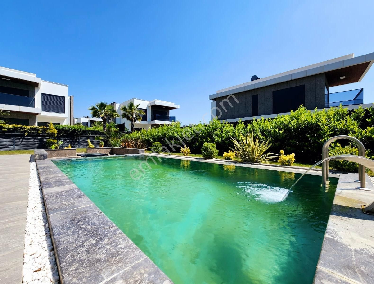 Kuşadası'nda Satılık Özel Havuz, Doğalgazlı 4+1 Müstakil Villa - Görsel 5