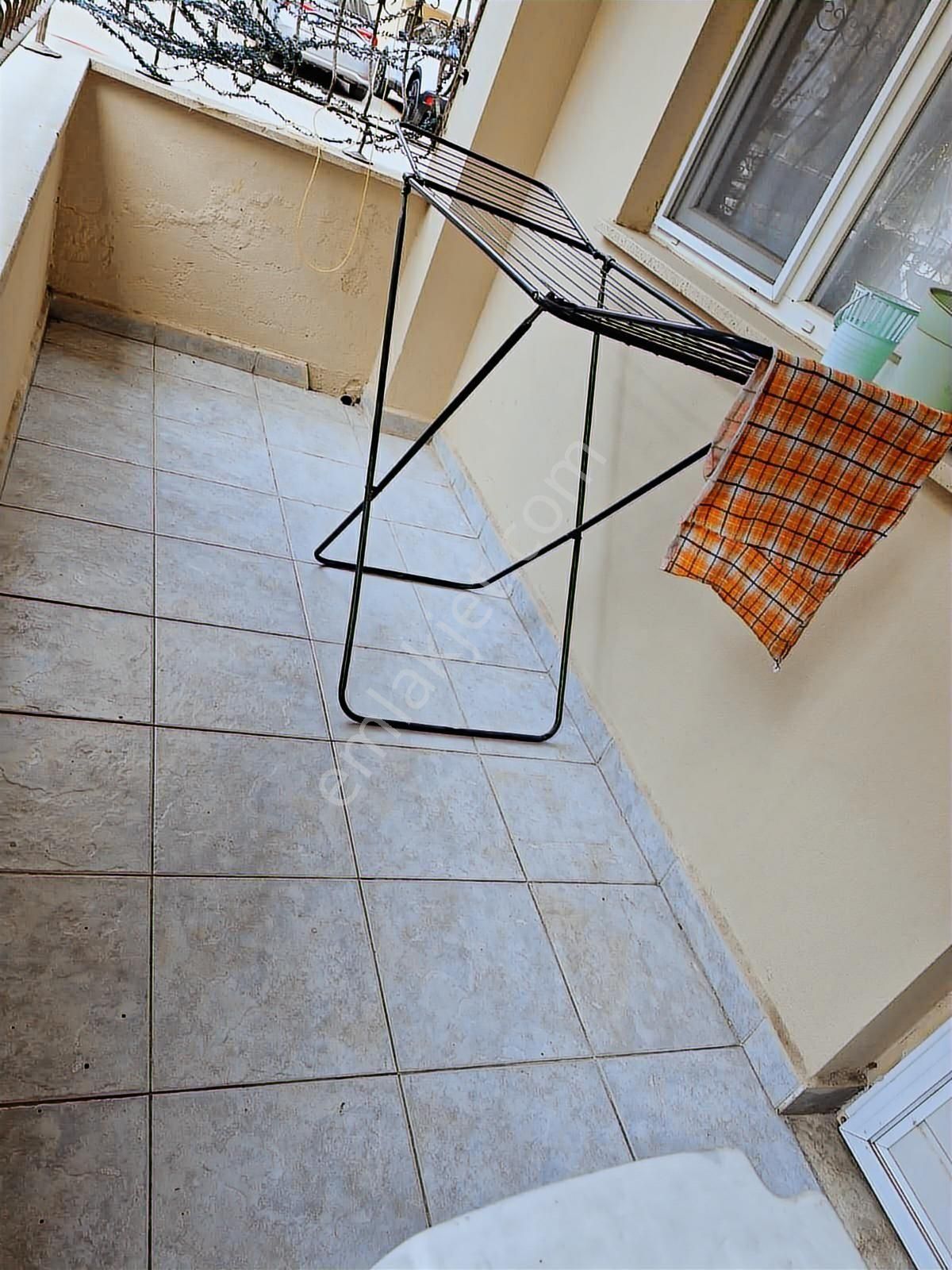 Yurt Mahallesinde K.mutfaklı 1+1 Yüksek Giriş Daire - Görsel 7