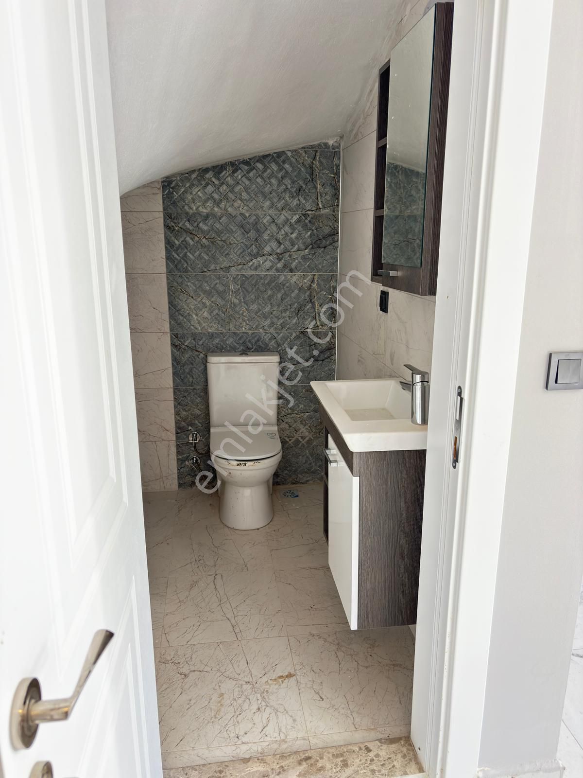 İzmir Seferihisr Payamlı Merkez'de Plaja 400m Bahçeli Satılık 4+1 Villa - Görsel 12