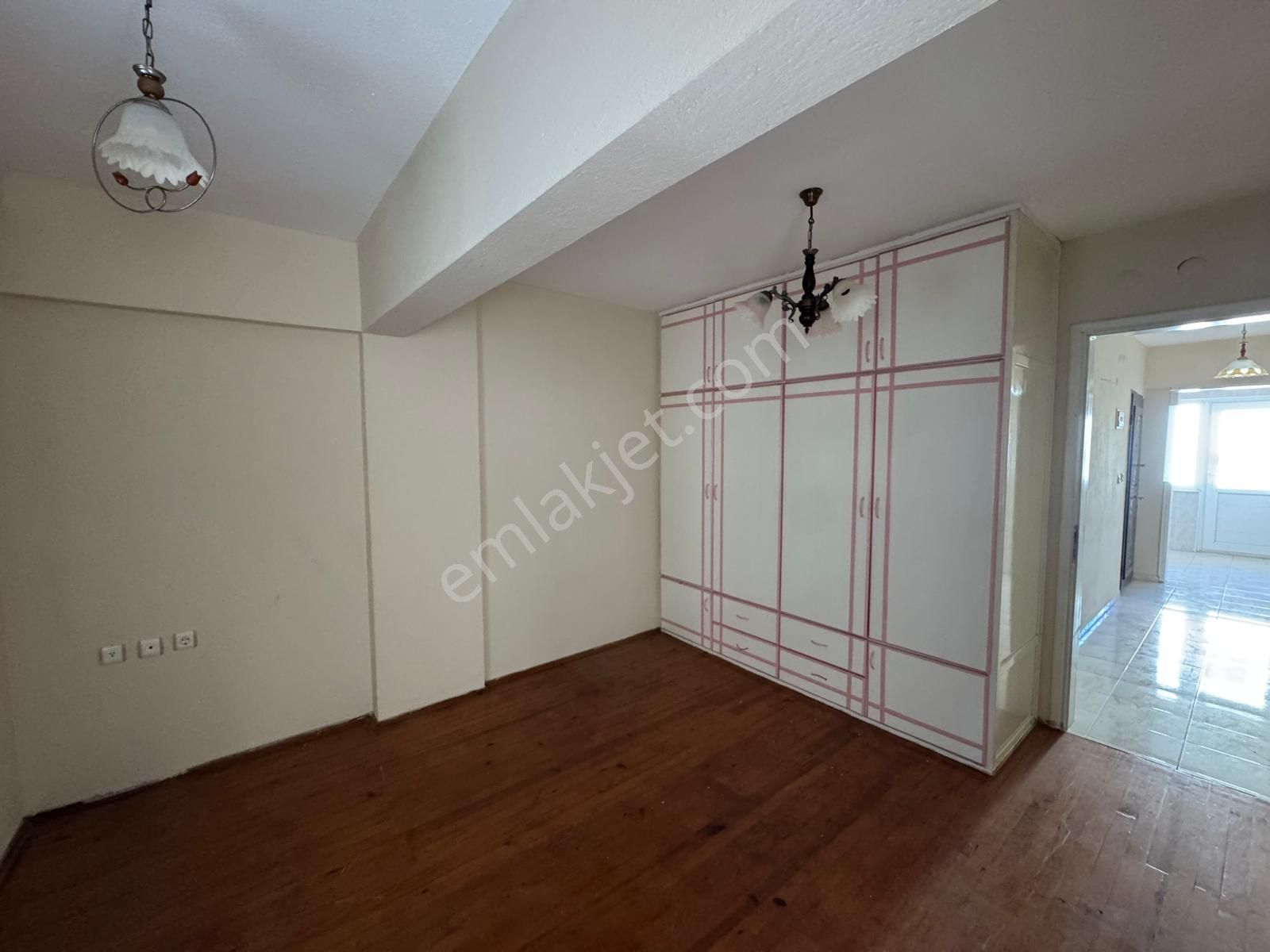 Kuşadası Güzelçamlı'da Satılık Ara Kat 2+1 Daire - Görsel 2