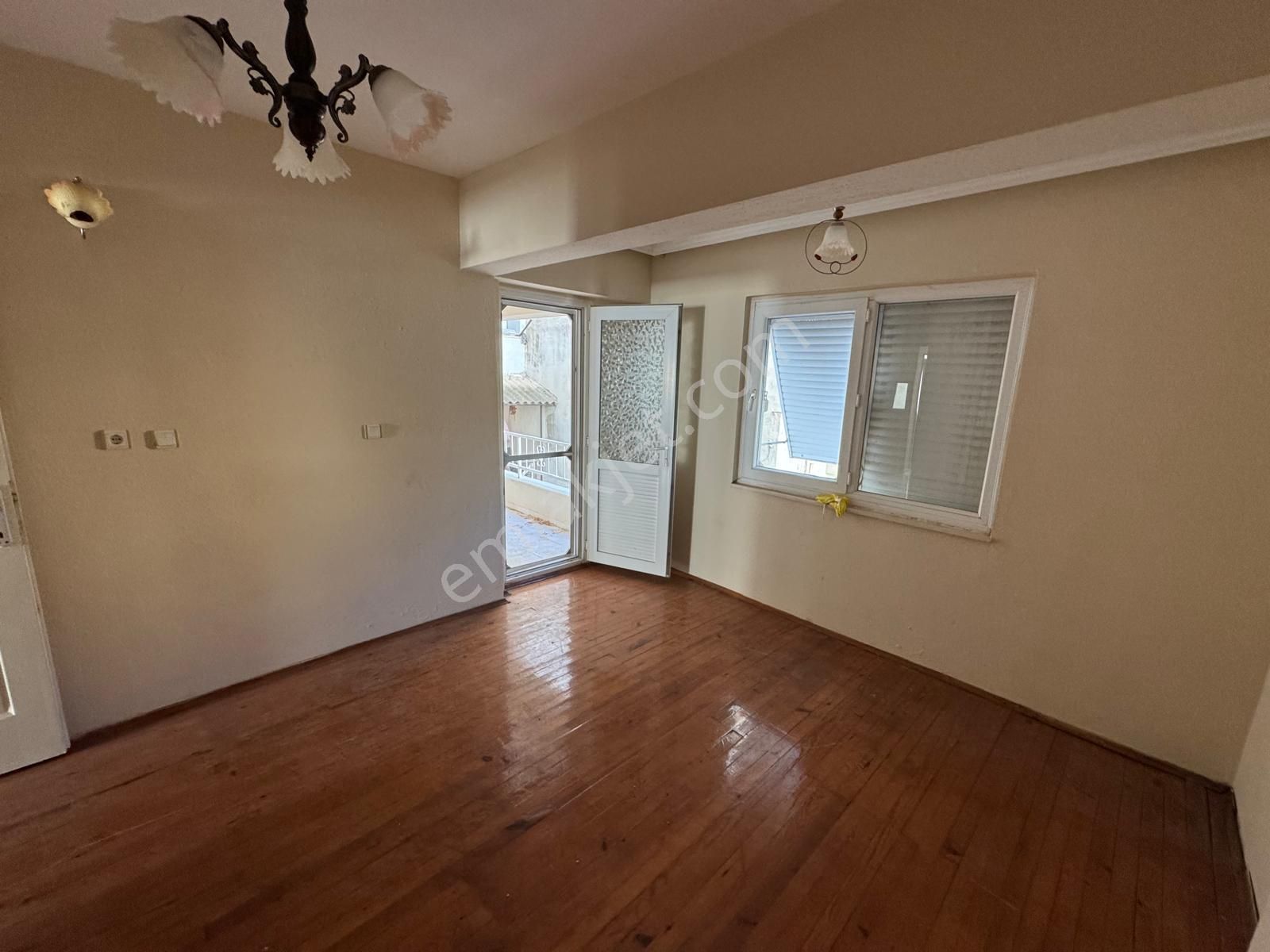 Kuşadası Güzelçamlı'da Satılık Ara Kat 2+1 Daire - Görsel 4