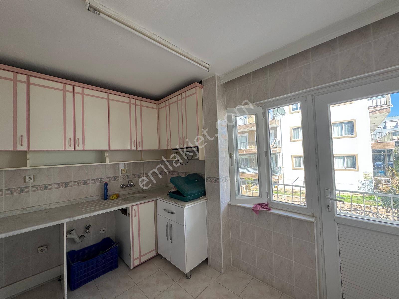 Kuşadası Güzelçamlı'da Satılık Ara Kat 2+1 Daire - Görsel 9