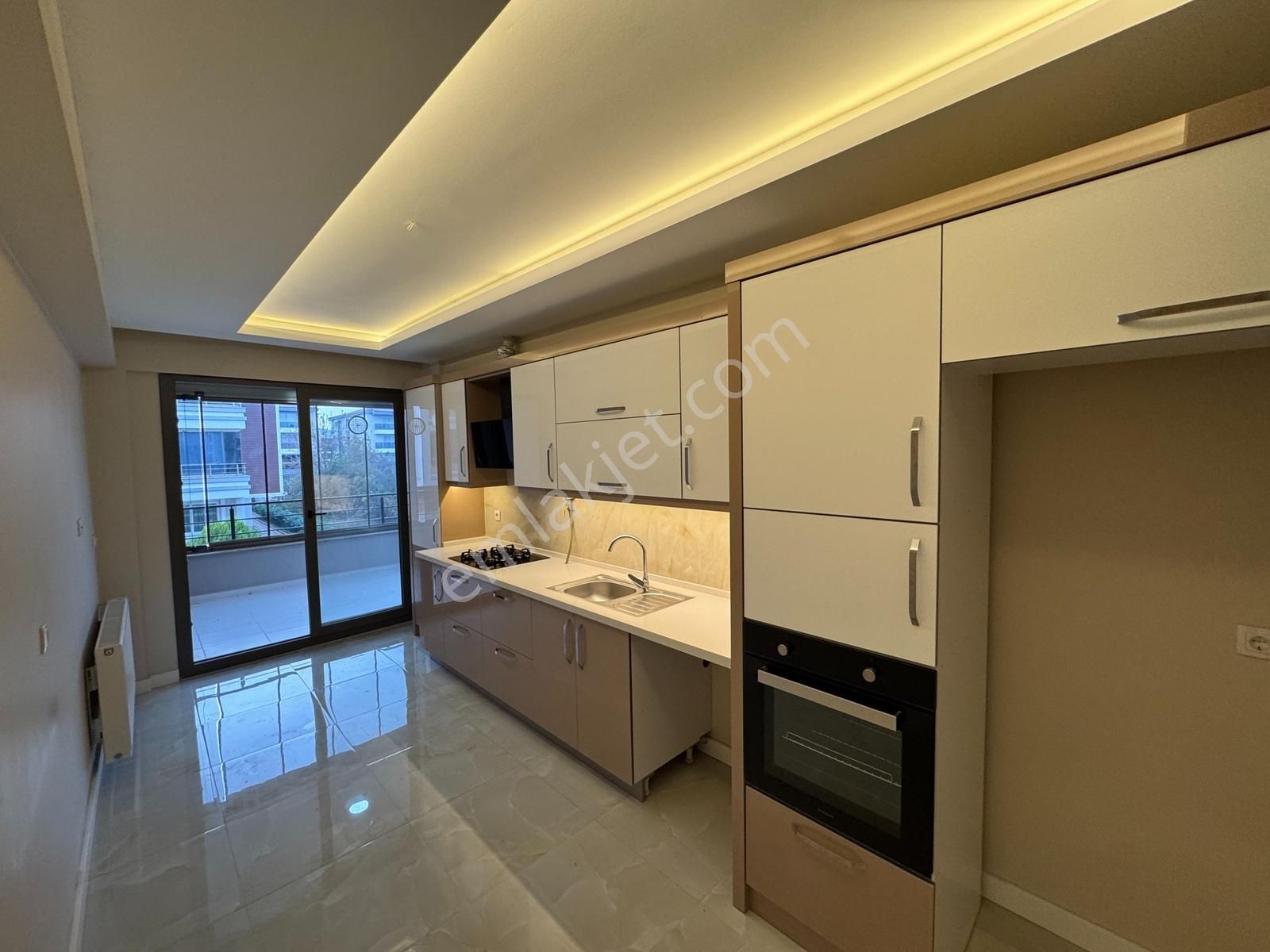 Kent Gayrimenkul'den Kiralık 3+1 Mükemmel Daire