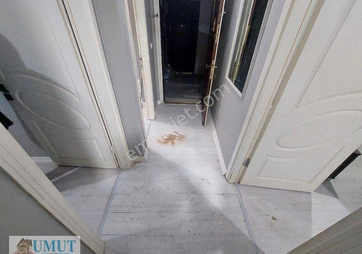 Gaziosmanpaşa Küçükköy Yeni Mah De Acil Satılık Daire 3.kat 2+1 85 M2 - Görsel 10