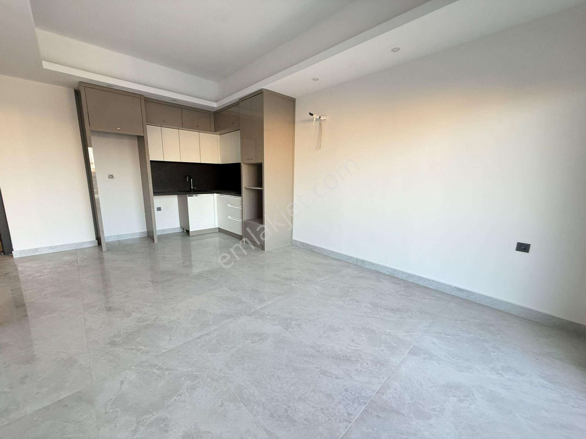 Alanya / Mahmutlar | Sosyal Alanlı Sitede | 1+1 Satılık Daire - Görsel 9