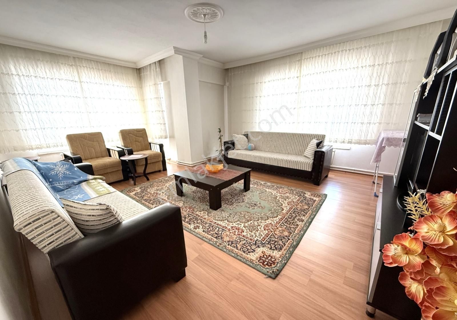 Dutluk Merkezde! Metro Yakını, Salon Bağımsız Manzaralı 3+1 - Görsel 4