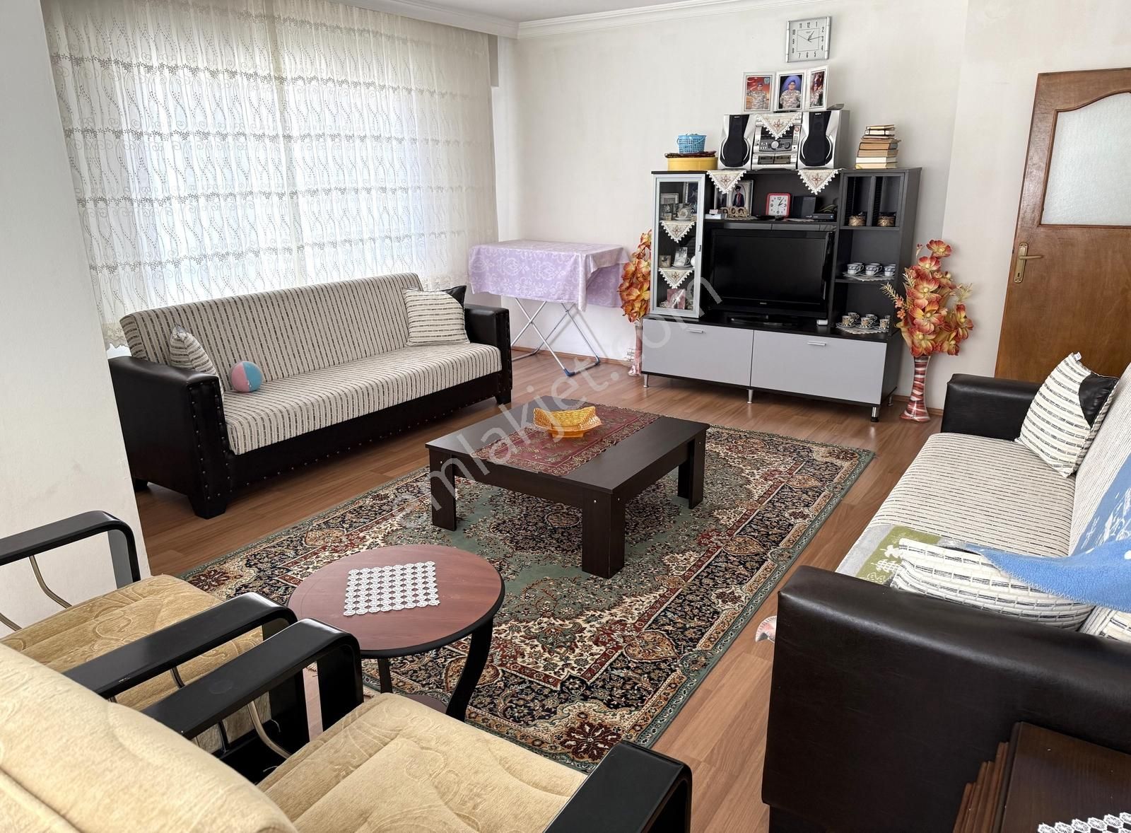 Dutluk Merkezde! Metro Yakını, Salon Bağımsız Manzaralı 3+1 - Görsel 3