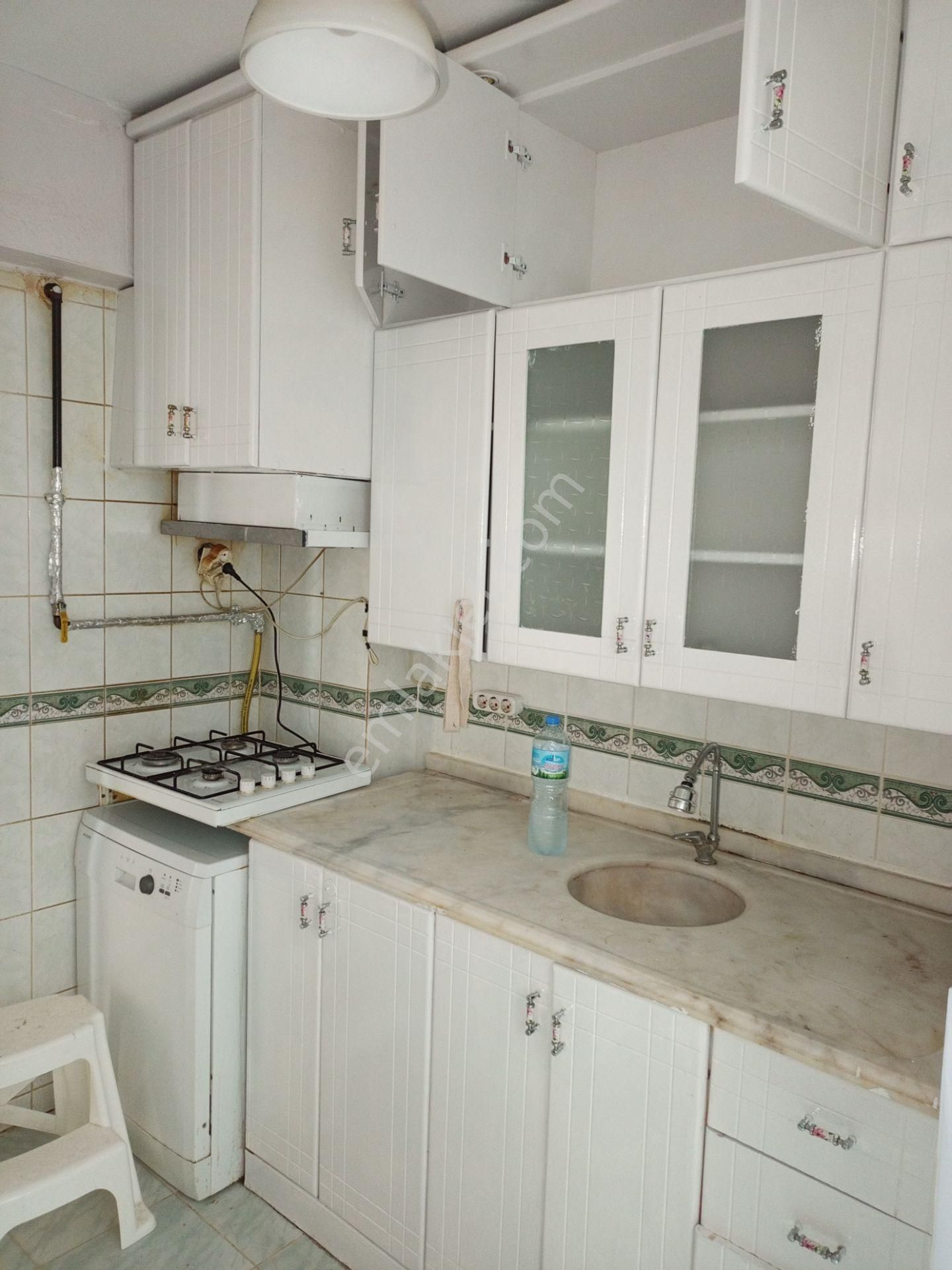 Menemen Kasımpaşa Mahallesinde Çarşı Merkez De Kiralık 2+1 Ara Kat Daire - Görsel 10
