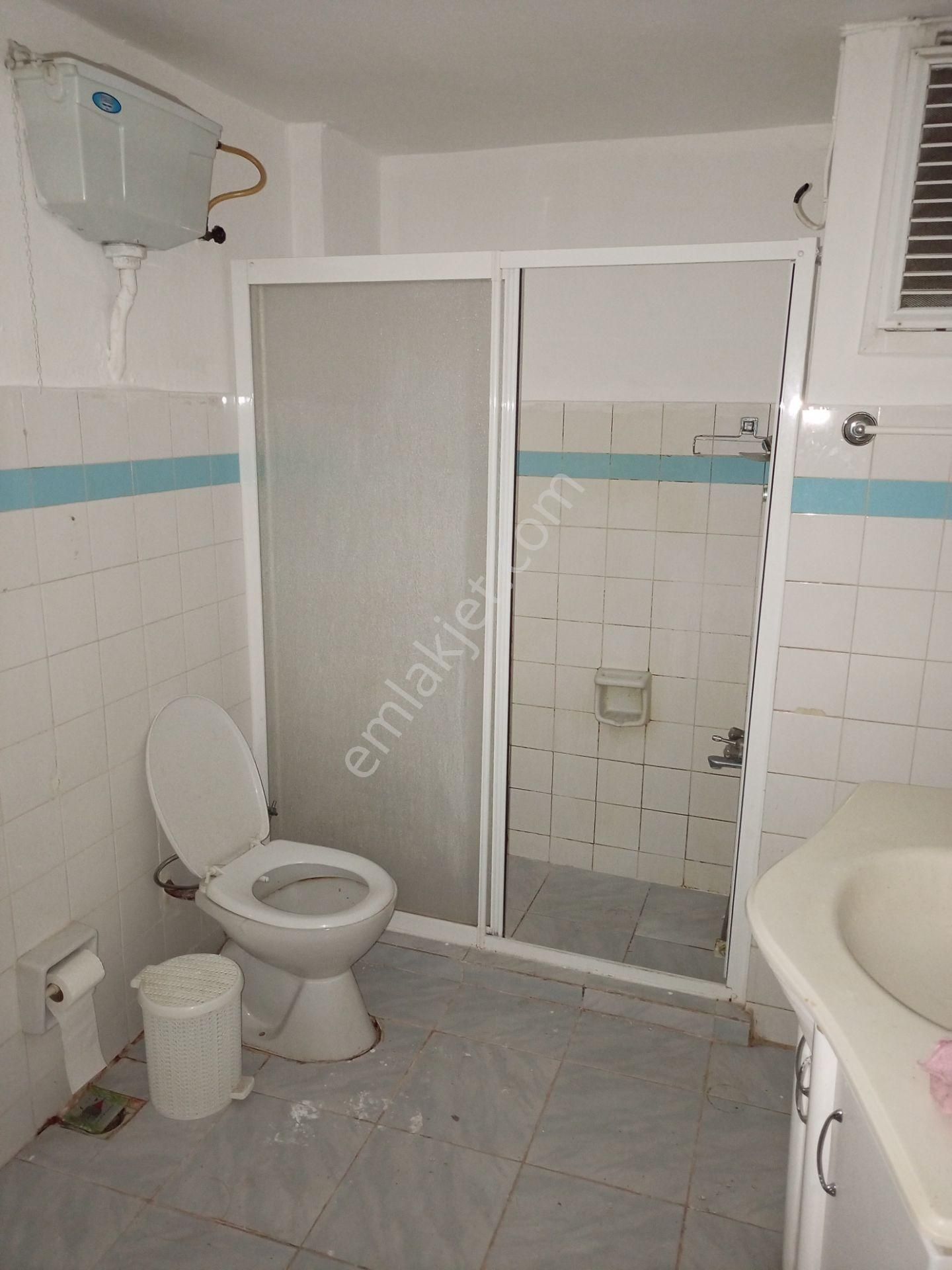 Menemen Kasımpaşa Mahallesinde Çarşı Merkez De Kiralık 2+1 Ara Kat Daire - Görsel 12