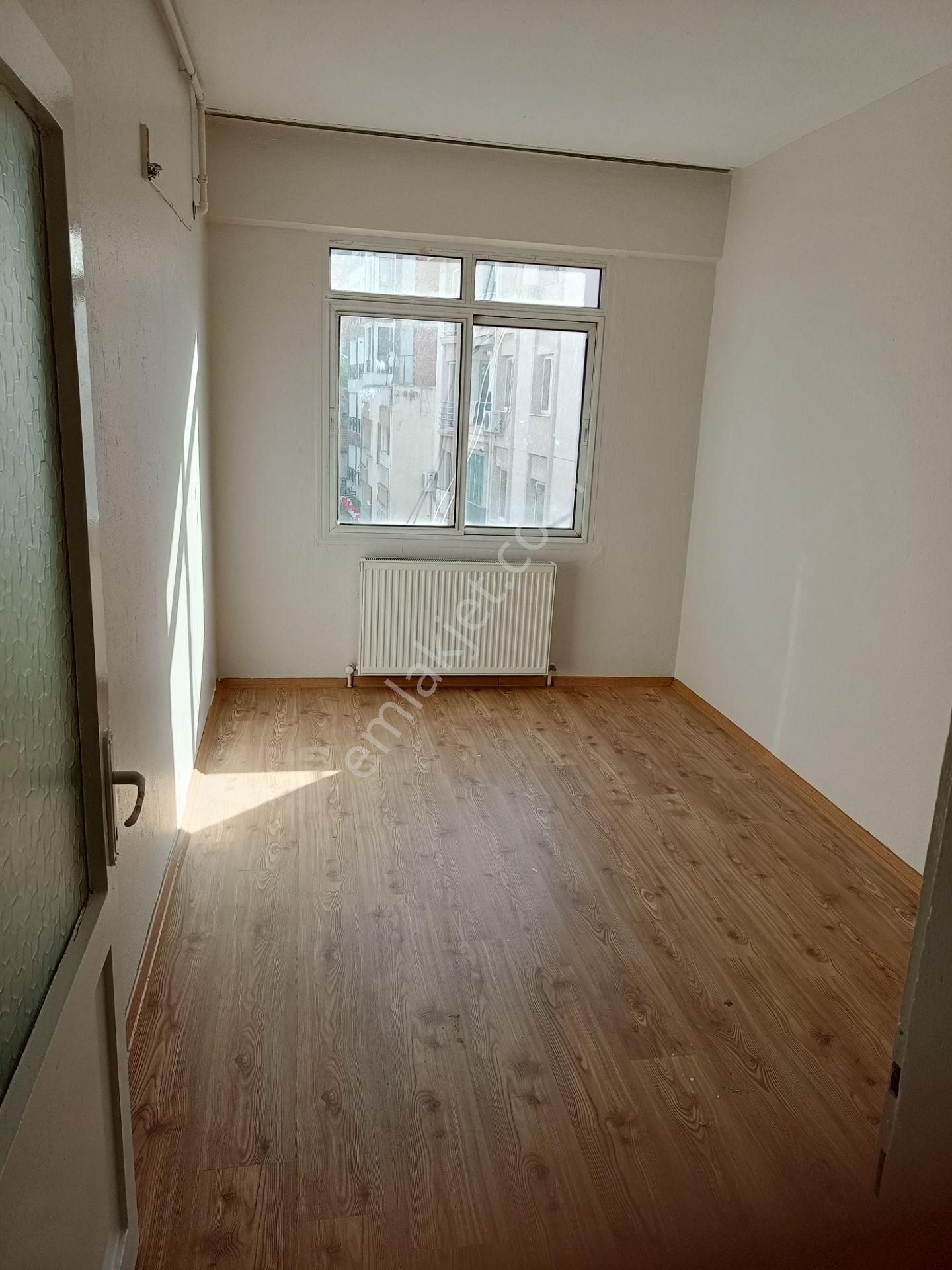 Menemen Kasımpaşa Mahallesinde Çarşı Merkez De Kiralık 2+1 Ara Kat Daire - Görsel 5