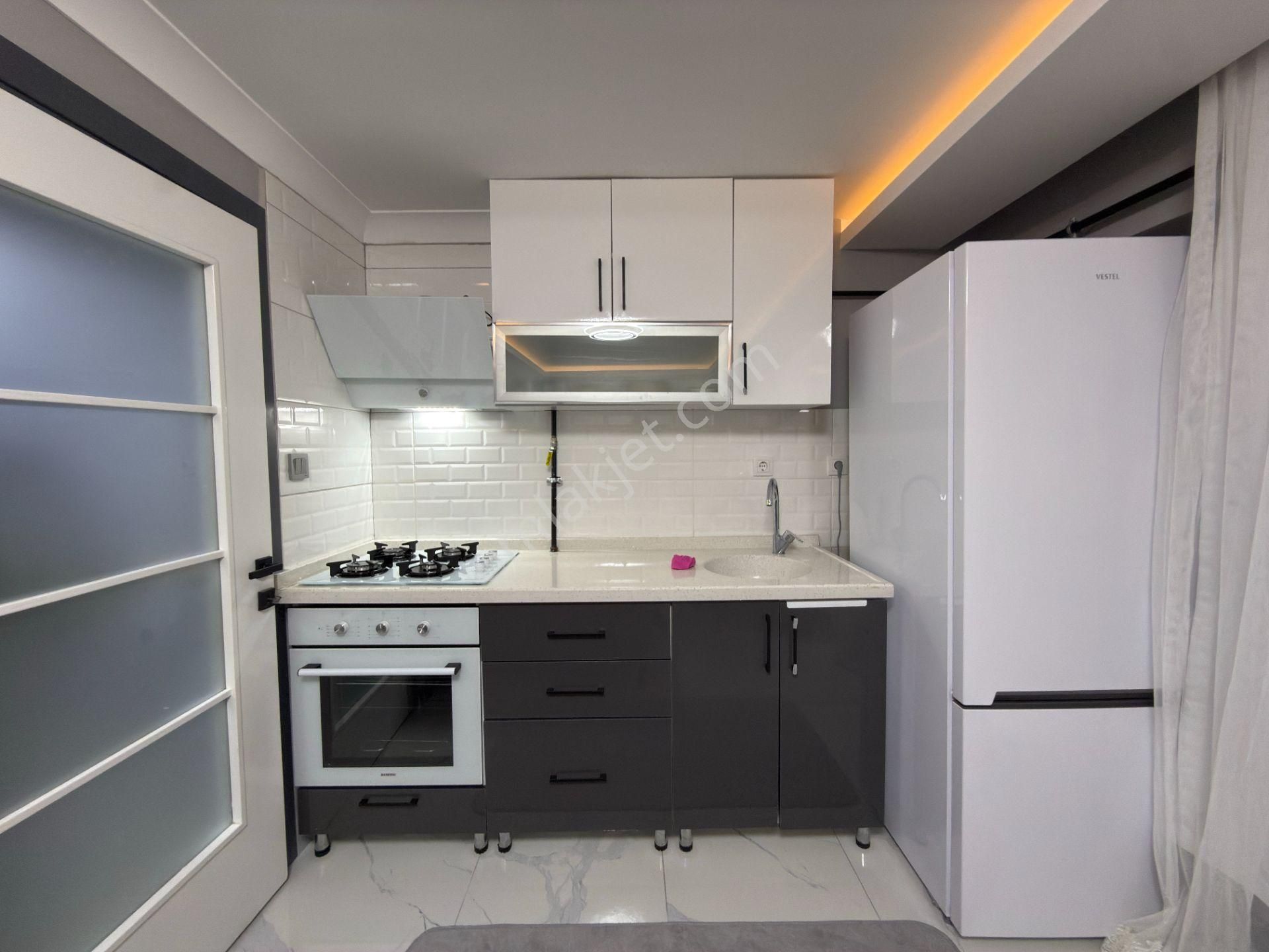 Nam-ak Emlak'tan Merkezde Yeni Binada 1+1 Masrafsız Daire - Görsel 11