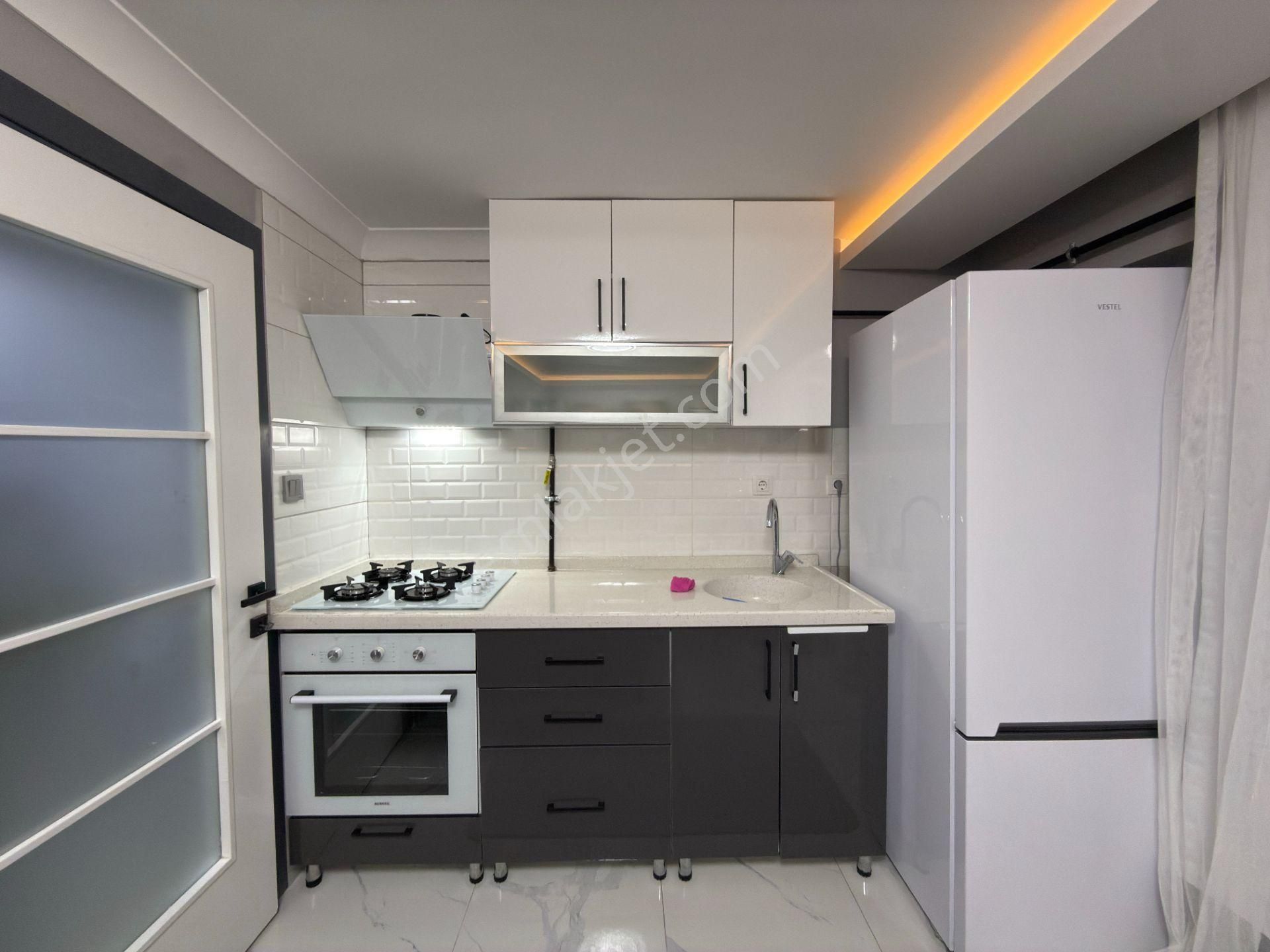 Nam-ak Emlak'tan Merkezde Yeni Binada 1+1 Masrafsız Daire - Görsel 12