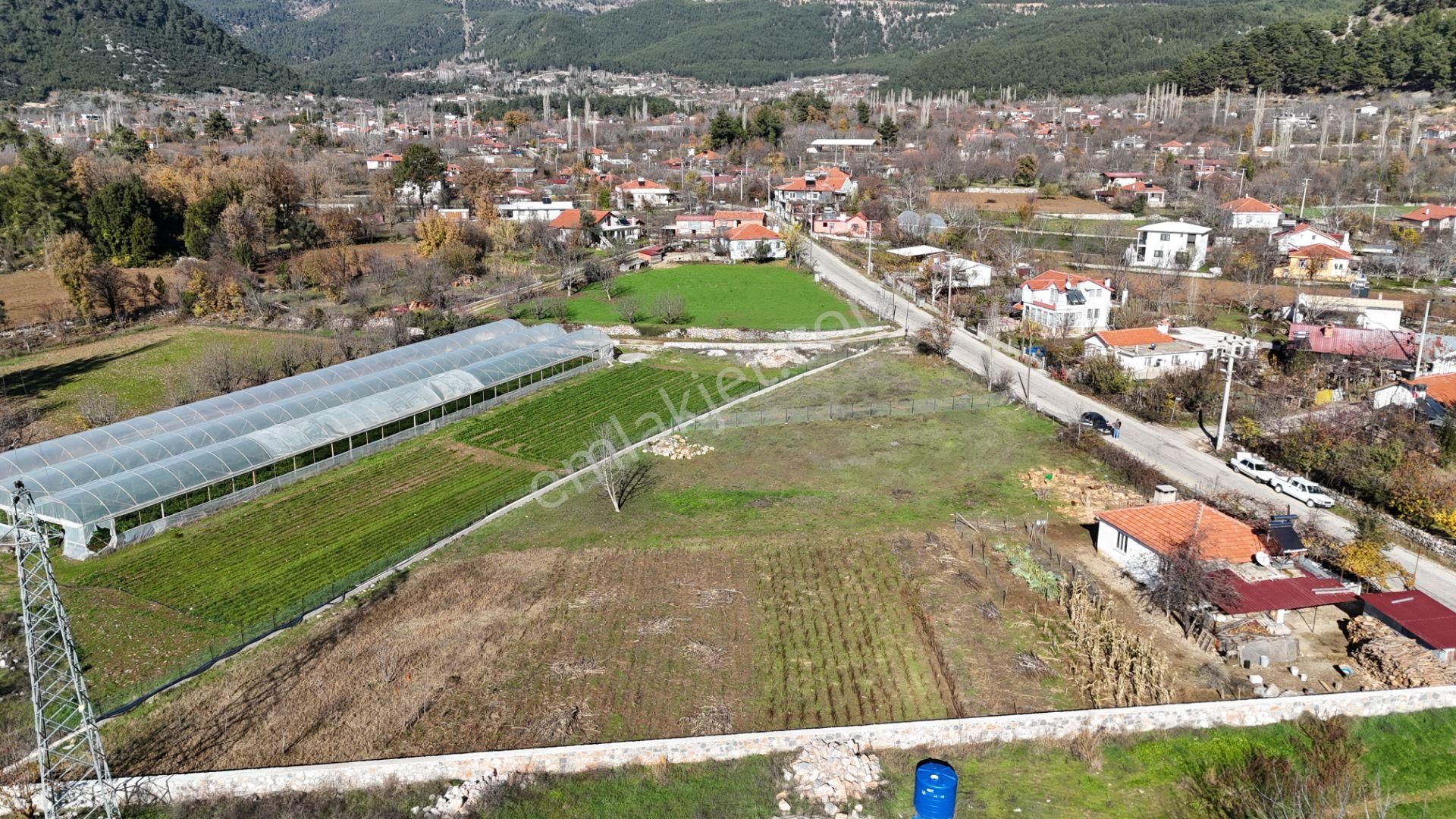 Goldhouse Dan Satılık Köy Fethiye Nif Yaylasında Ana Yola Sıfır 1725m2 Olan Tarla - Görsel 4
