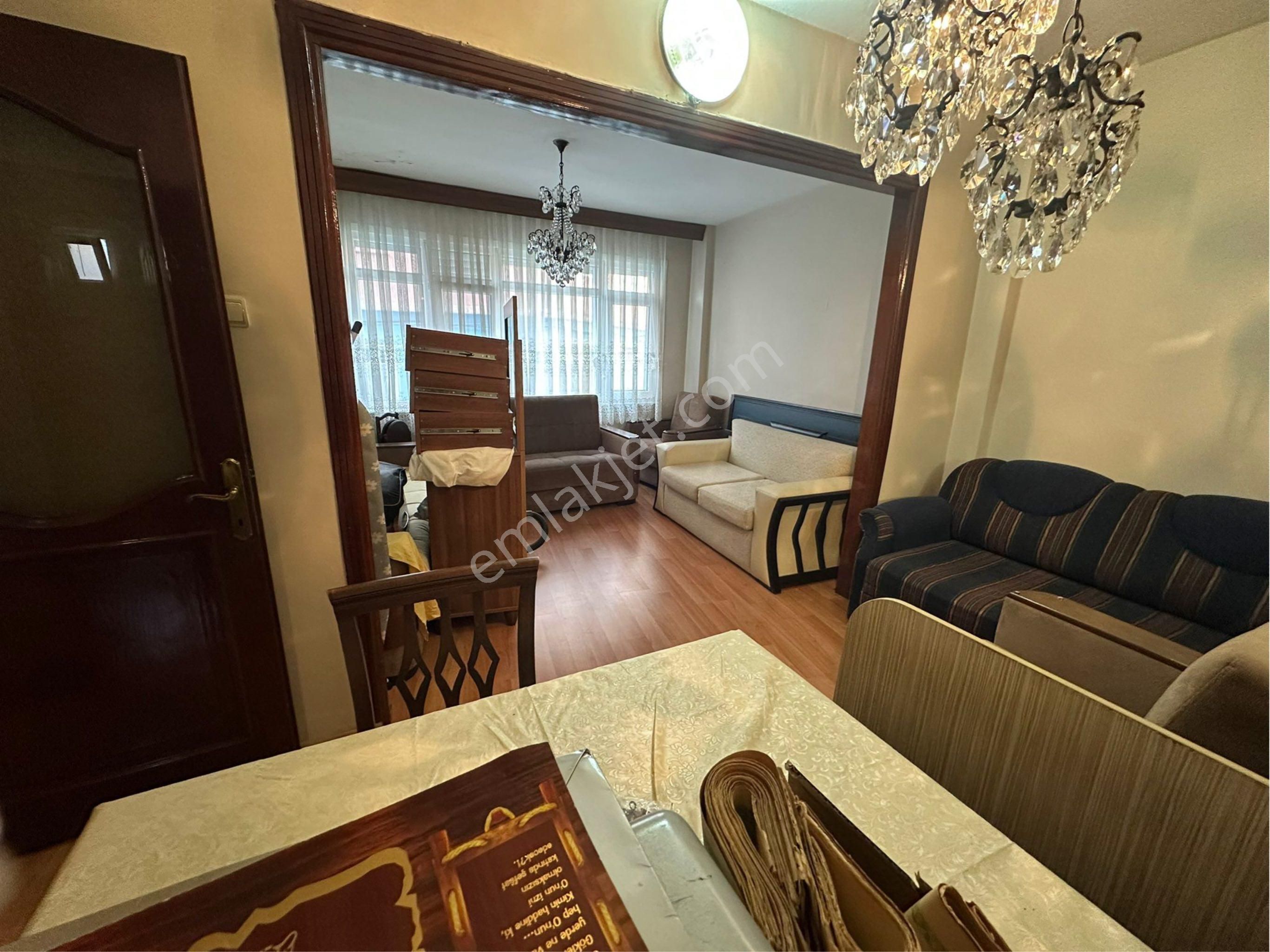 Ecem Emlaktan Kocamustafapaşa Perşembe Pazarı Mevkiinde Yüksek Giriş