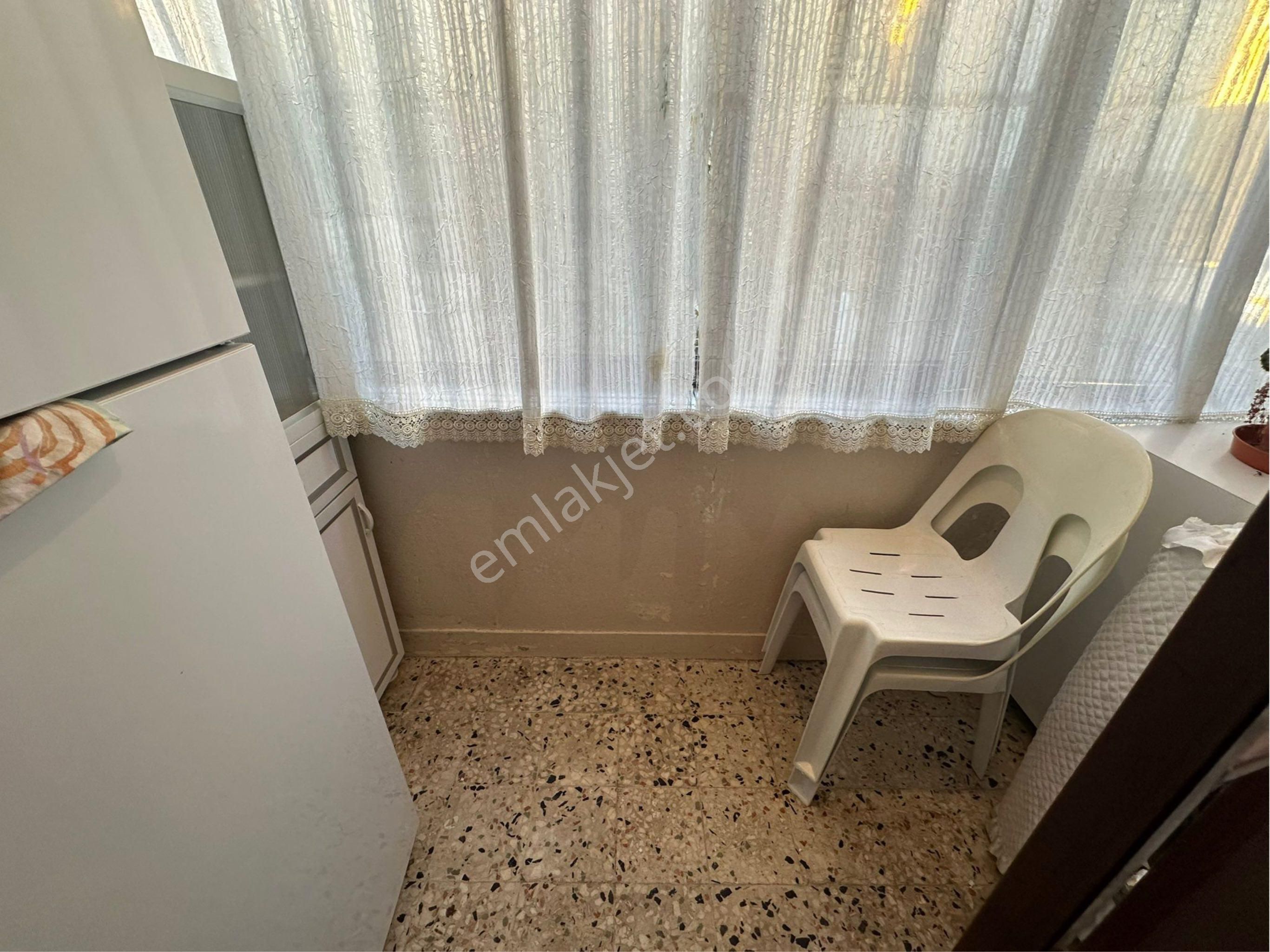 Ecem Emlaktan Kocamustafapaşa Perşembe Pazarı Mevkiinde Yüksek Giriş - Görsel 9