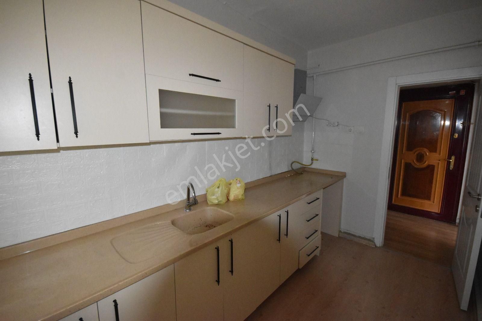 Seba'dan Kemalpaşa Mh Halkalı Cd Çok Yakın Yatırımlık Satılık Bina... - Görsel 20