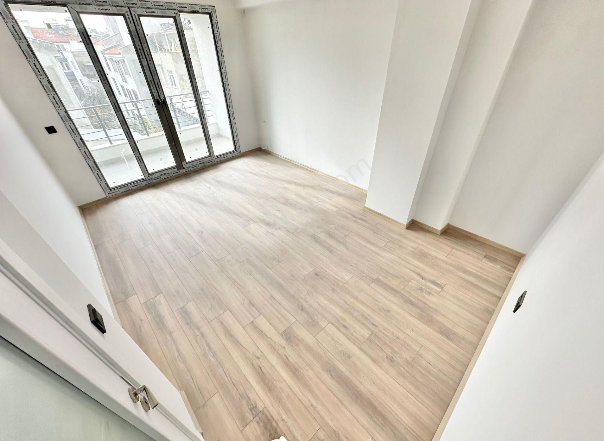 ꧁ay Emlaktan꧂akçay Merkezde Ön Cephe Doğa Manzaralı Çift Teraslı Satılık 4+1 Dubleks Daire - Görsel 17