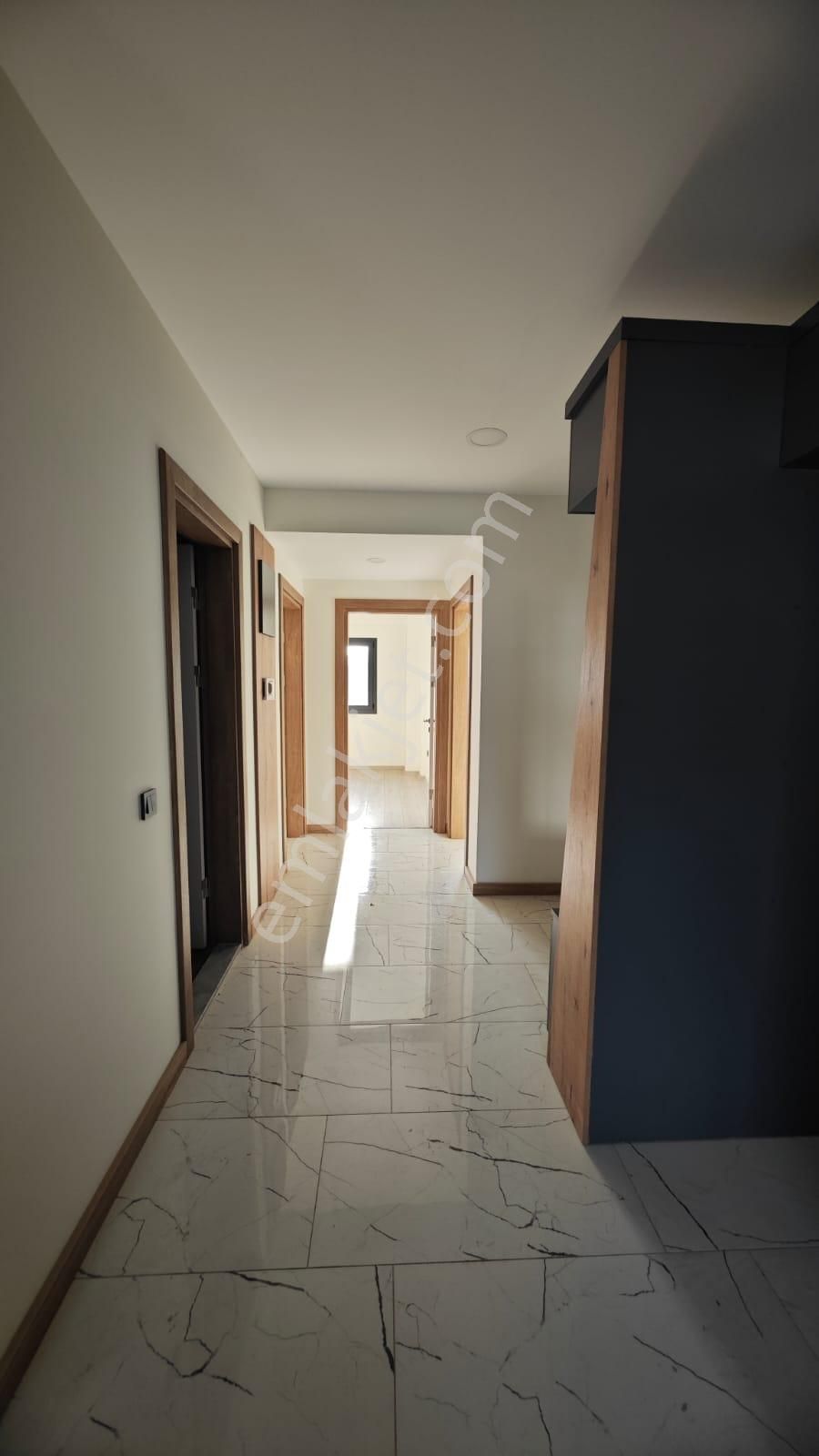 Ege Mahallesi'nde 3+1 Ara Kat Site İçi Daire - Görsel 10