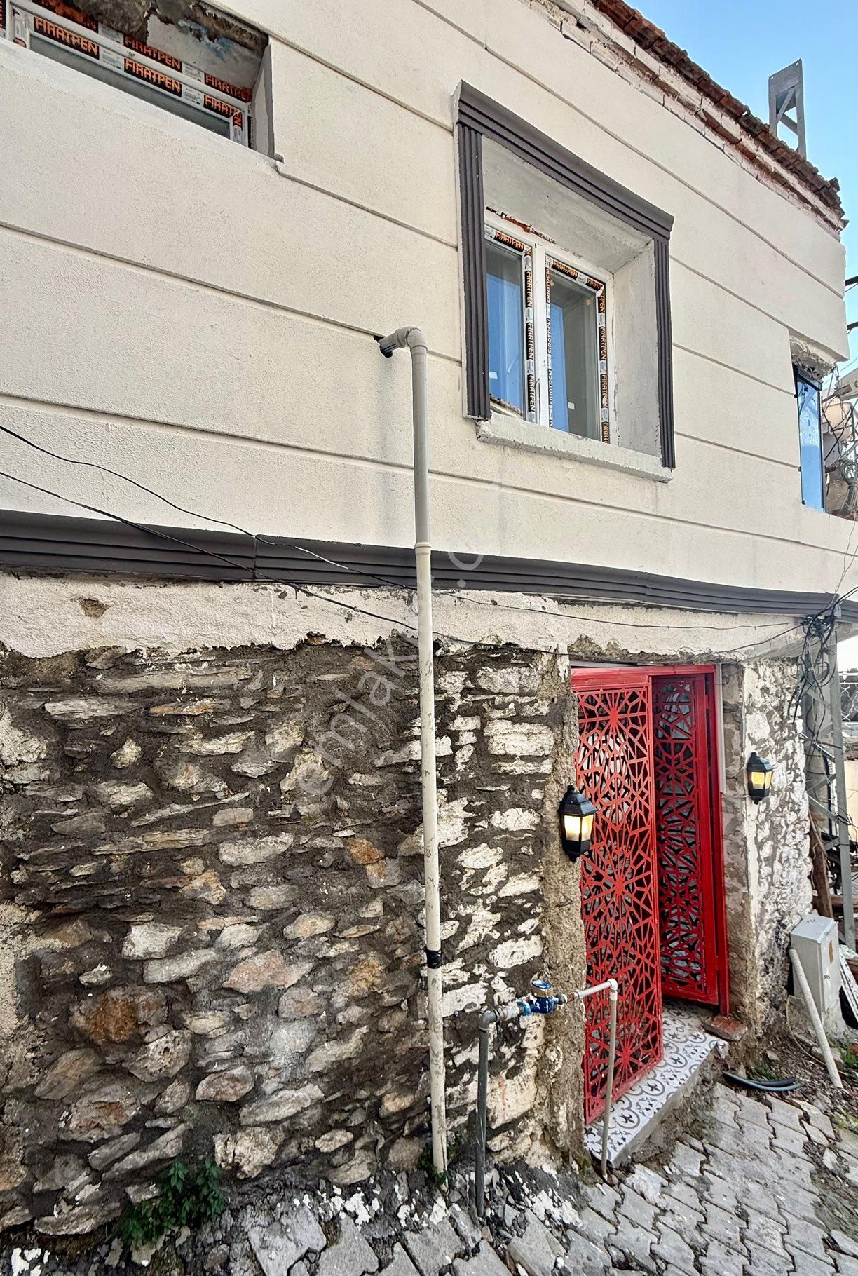 Seferihisar Beylikdüzü’nde Deniz Manzaralı Müstakil Ev - Görsel 5