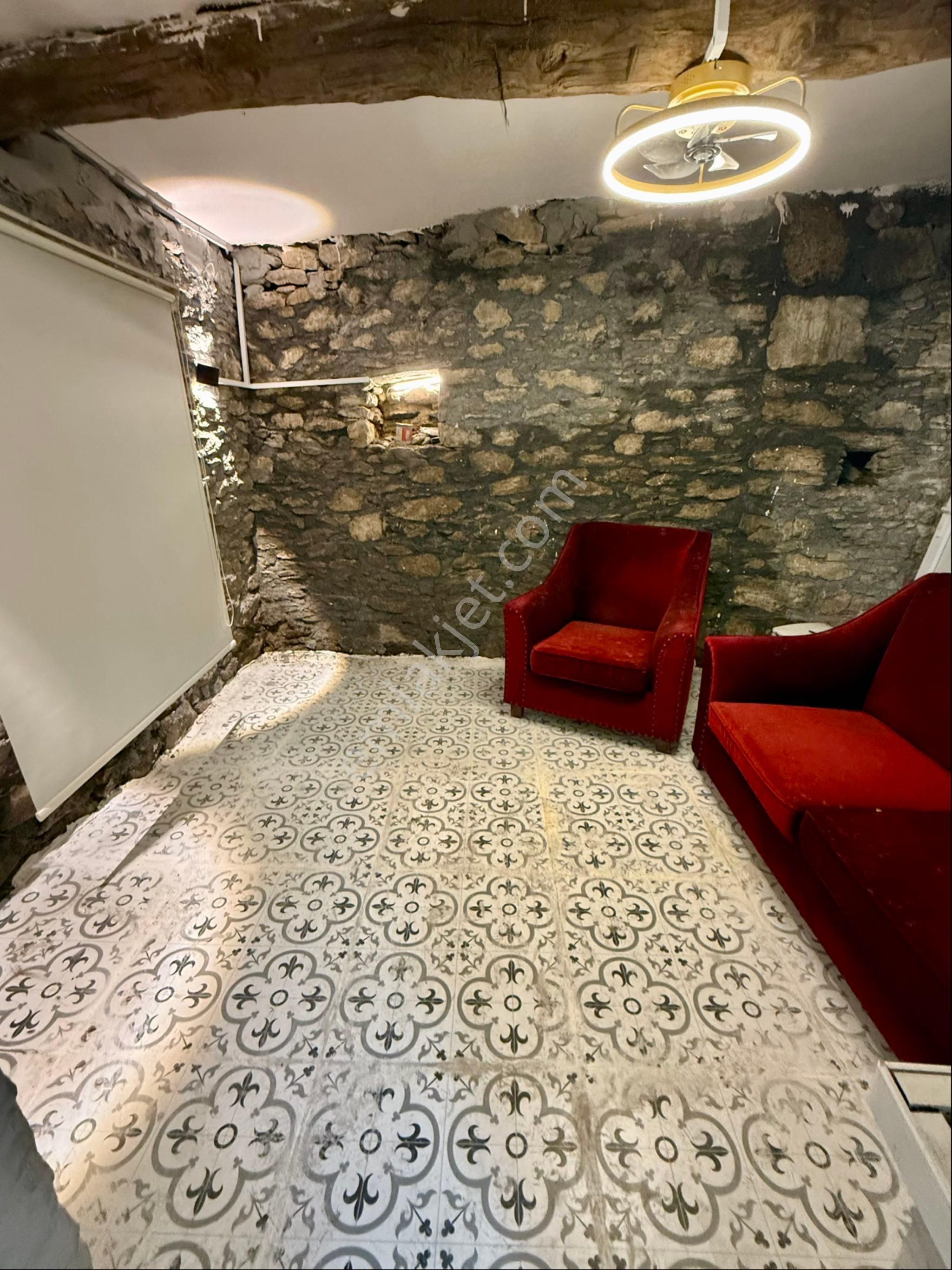 Seferihisar Beylikdüzü’nde Deniz Manzaralı Müstakil Ev - Görsel 6