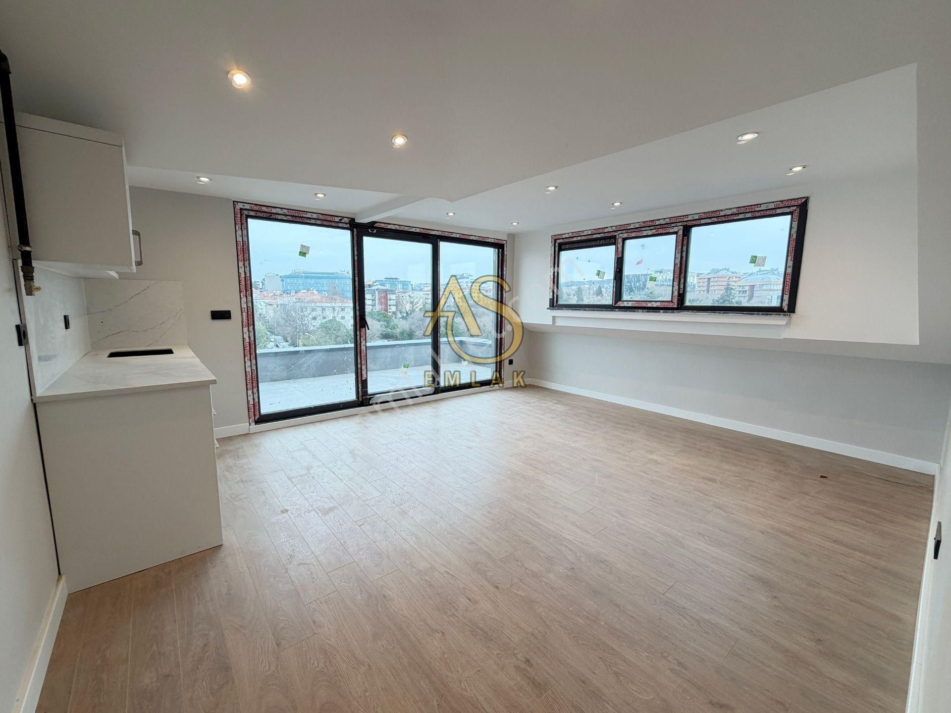 As Emlak'tan 3+2 Altunizade Ay Konaklarında Otoparklı Dublex - Görsel 15