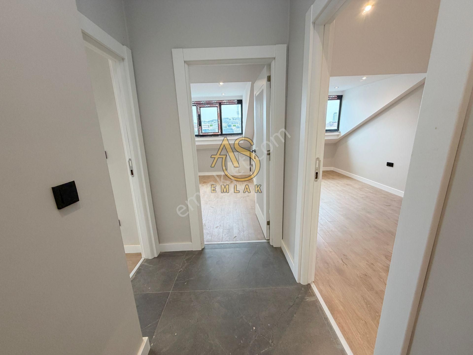 As Emlak'tan 3+2 Altunizade Ay Konaklarında Otoparklı Dublex - Görsel 23