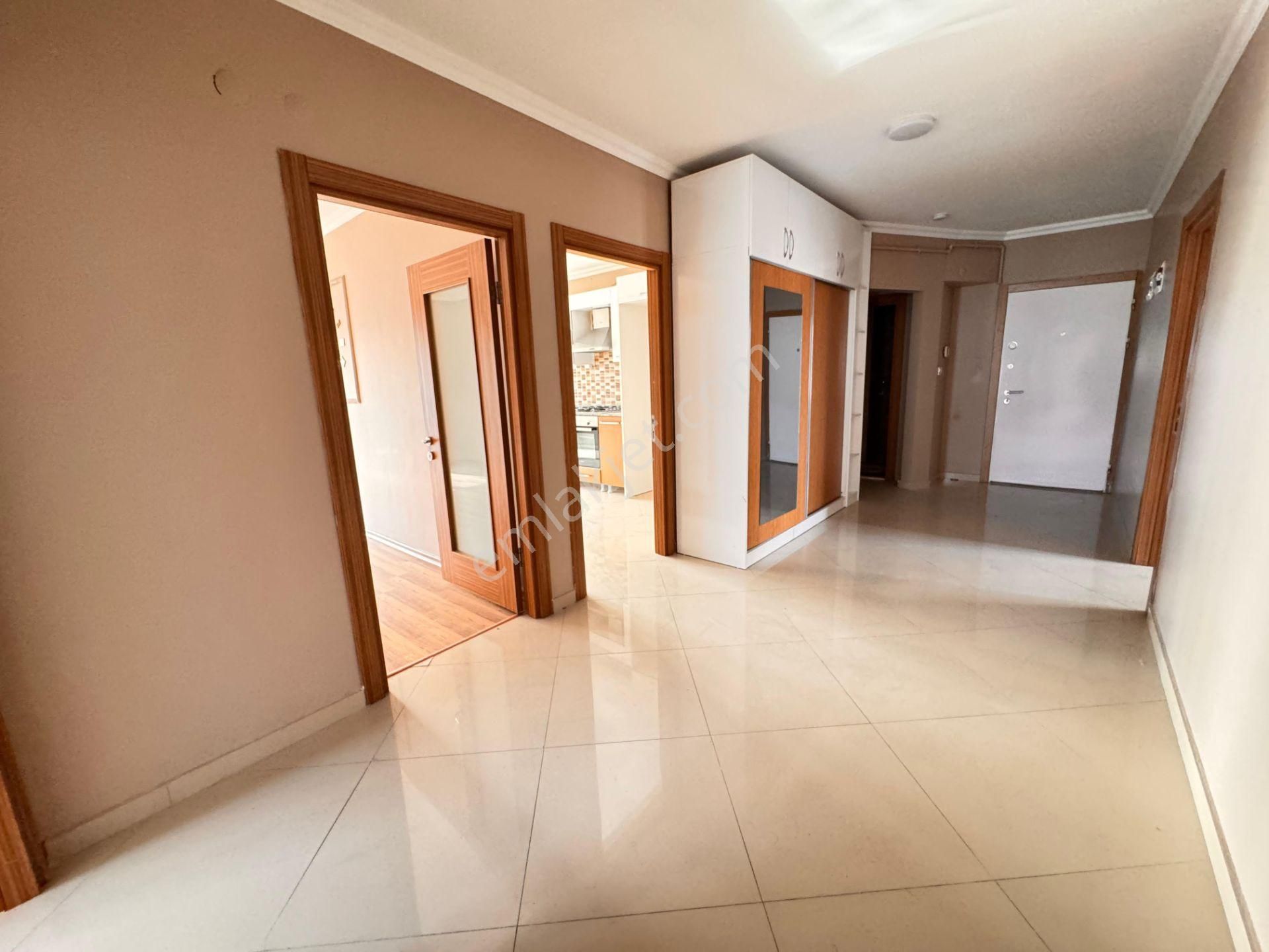 Etlik Şehir Hastanesi Yakını Site İçerisinde Manzaralı E. Banyolu 4+1 Satılık Daire - Görsel 15