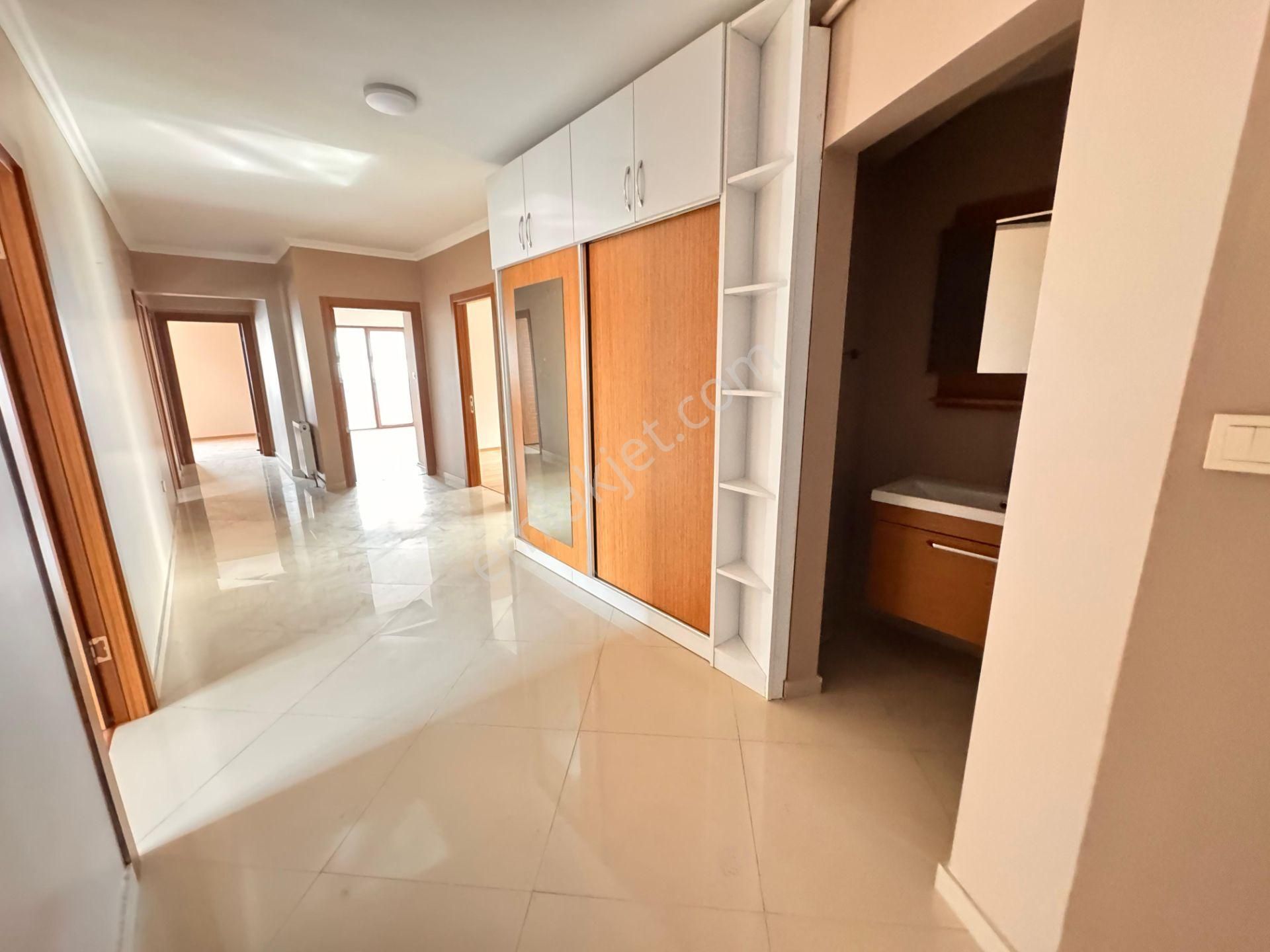 Etlik Şehir Hastanesi Yakını Site İçerisinde Manzaralı E. Banyolu 4+1 Satılık Daire - Görsel 17