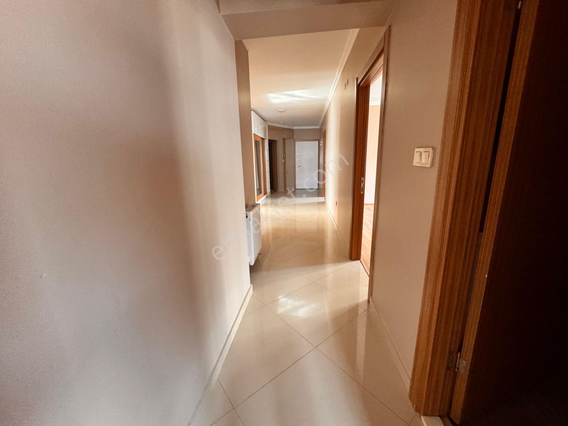 Etlik Şehir Hastanesi Yakını Site İçerisinde Manzaralı E. Banyolu 4+1 Satılık Daire - Görsel 16