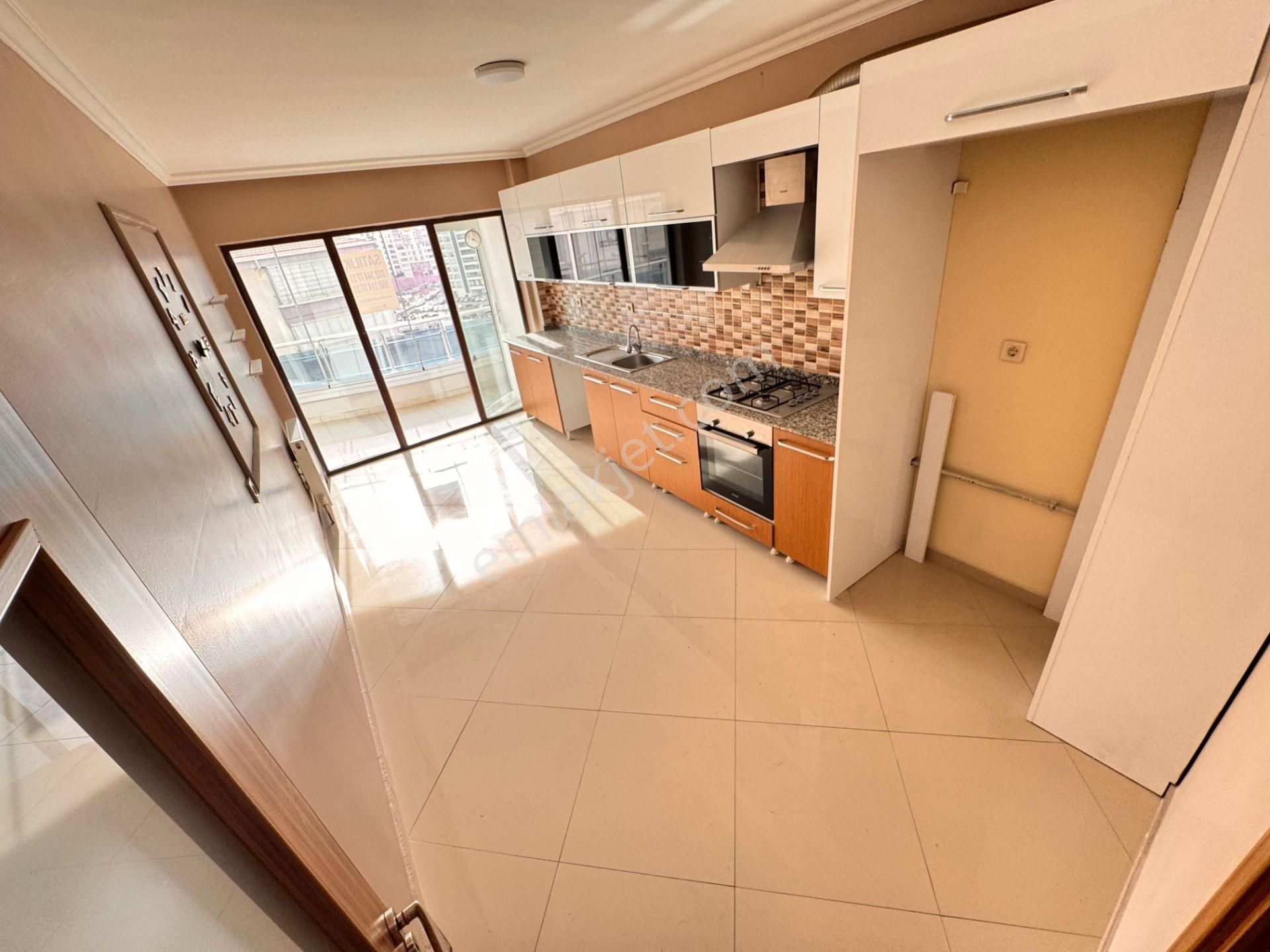 Etlik Şehir Hastanesi Yakını Site İçerisinde Manzaralı E. Banyolu 4+1 Satılık Daire - Görsel 6