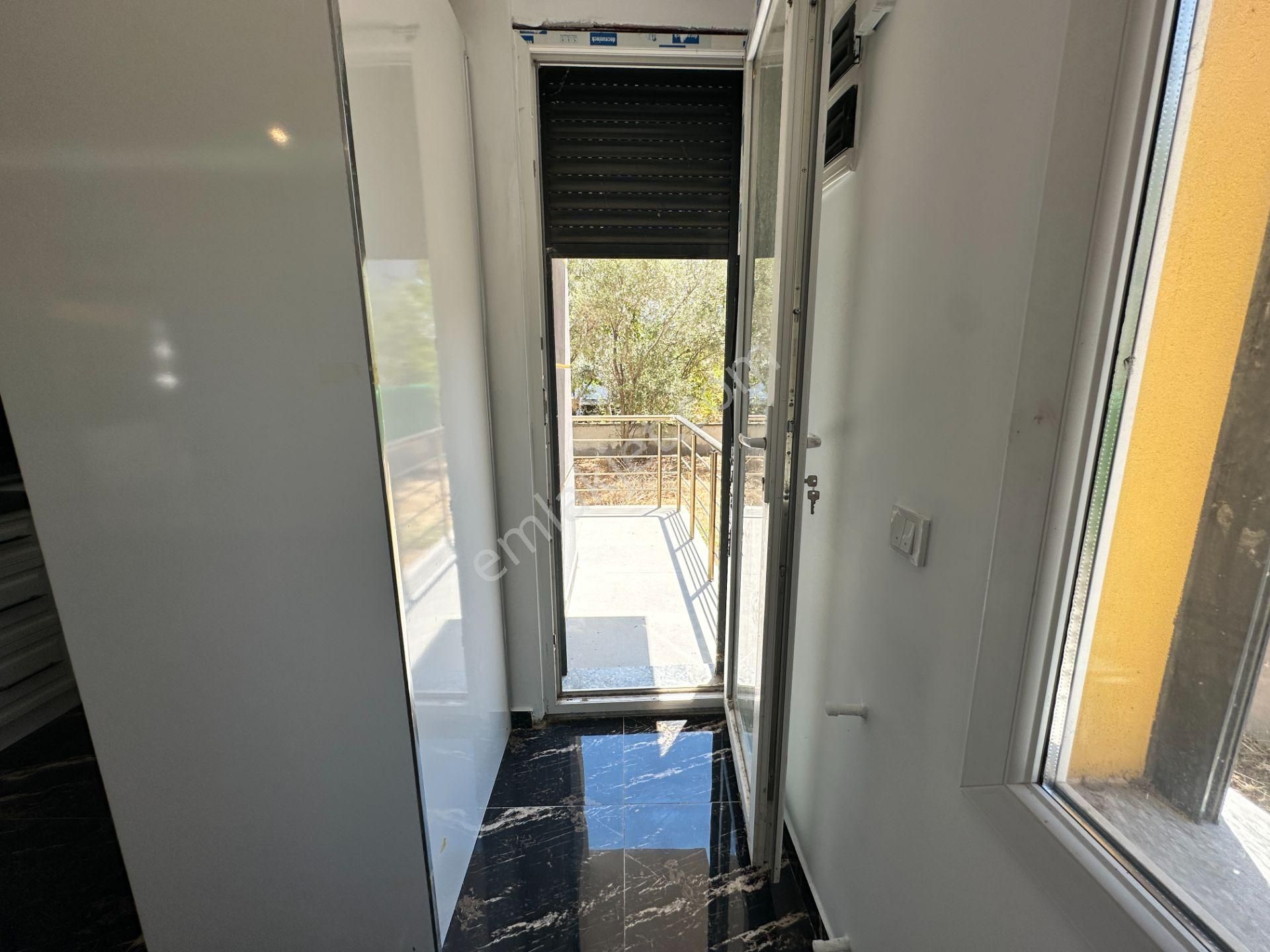 İzmir Seferihisar Doğanbey'de Plaja 650m Geniş Bahçeli Ferah Satılık 3+1 Villa - Görsel 17