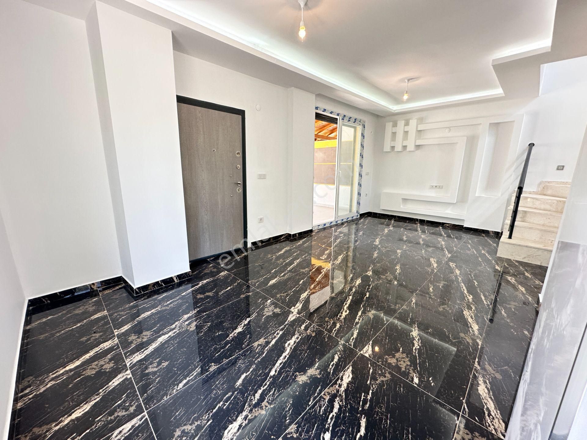 İzmir Seferihisar Doğanbey'de Plaja 650m Geniş Bahçeli Ferah Satılık 3+1 Villa - Görsel 12