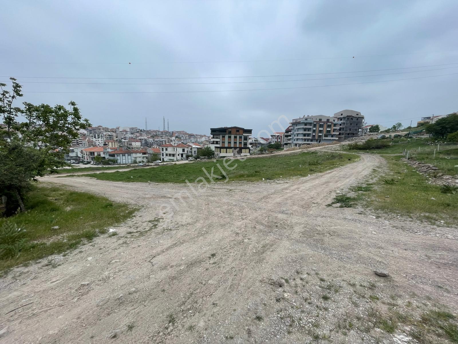 Kuva-i Milliye'de Satılık Villa Arsası - Görsel 14