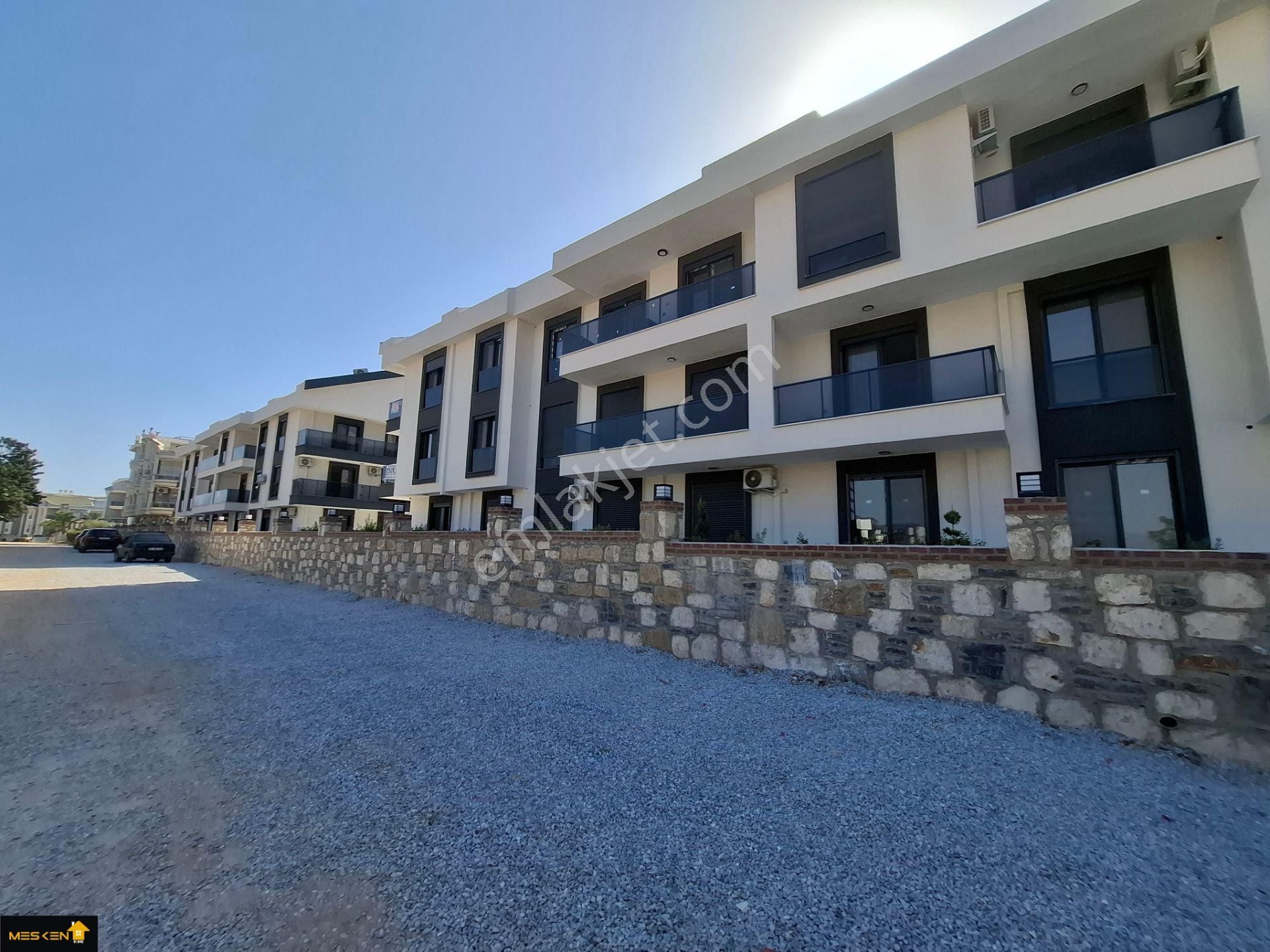 Didim Altınkum'da Altınkum Plajına 400 Metre,site İçi , Sıfır 2+1 Daire - Görsel 2