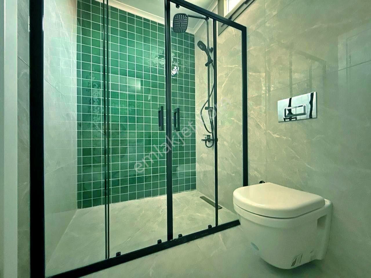 Uytundan Akçay'da Özel Otoparklı Sıfır 3+1 Lüks Villa - Görsel 9