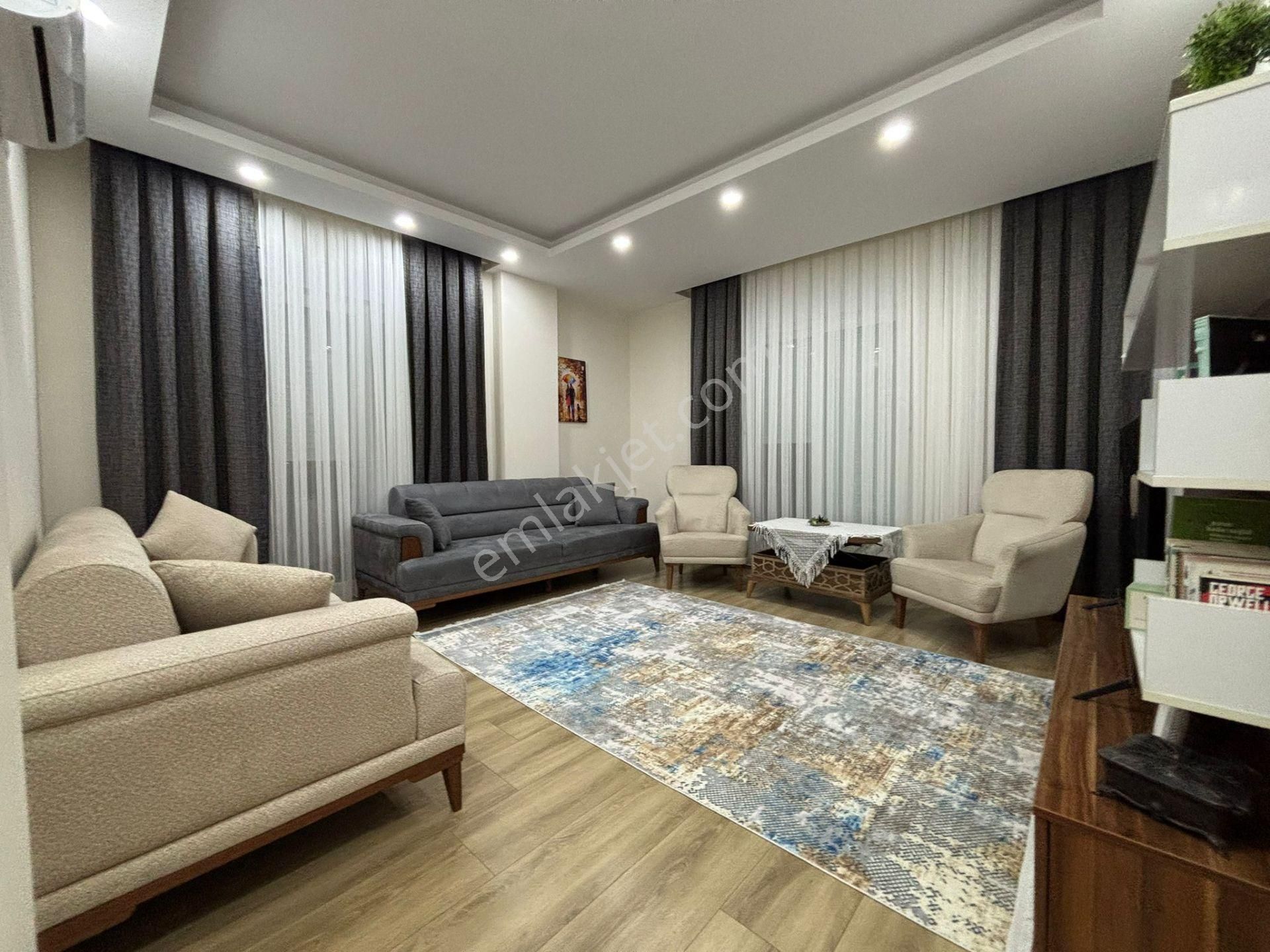 Tramvay Yakını Ebeveyn Banyolu Yüzme Havuzlu Katta Geniş 3+1 Daire - Görsel 5