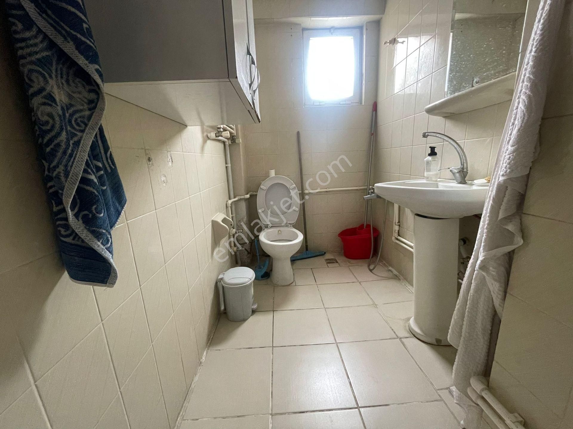 Emlak Dünyasından Full Eşyalı Site İçi Ara Katta Geniş Aileye Uygun Kullanışlı 3+1 - Görsel 22