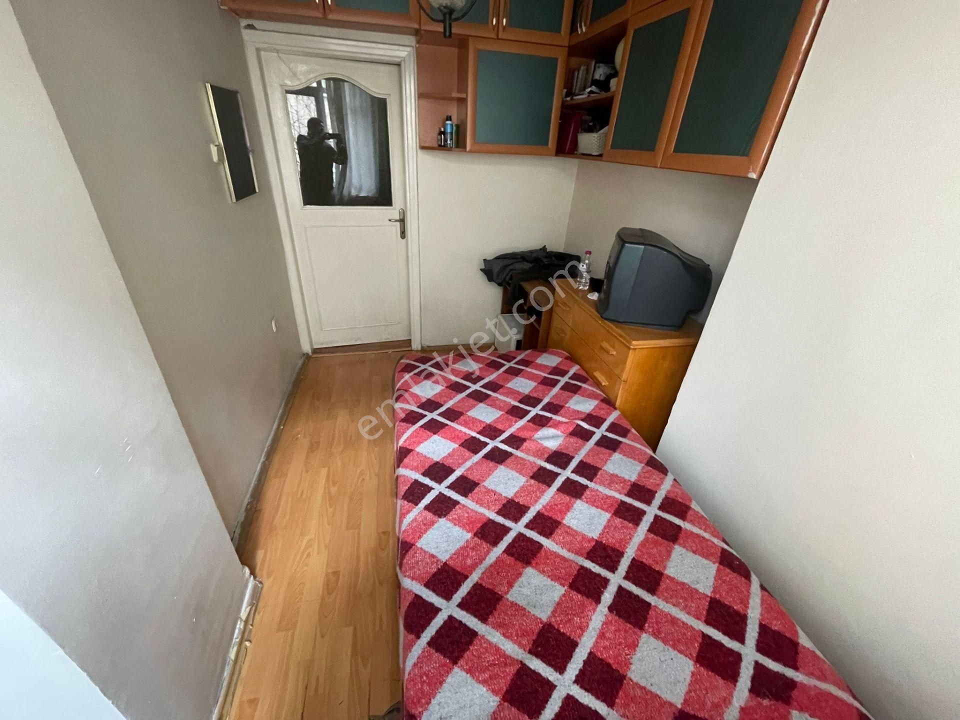 Emlak Dünyasından Full Eşyalı Site İçi Ara Katta Geniş Aileye Uygun Kullanışlı 3+1 - Görsel 7