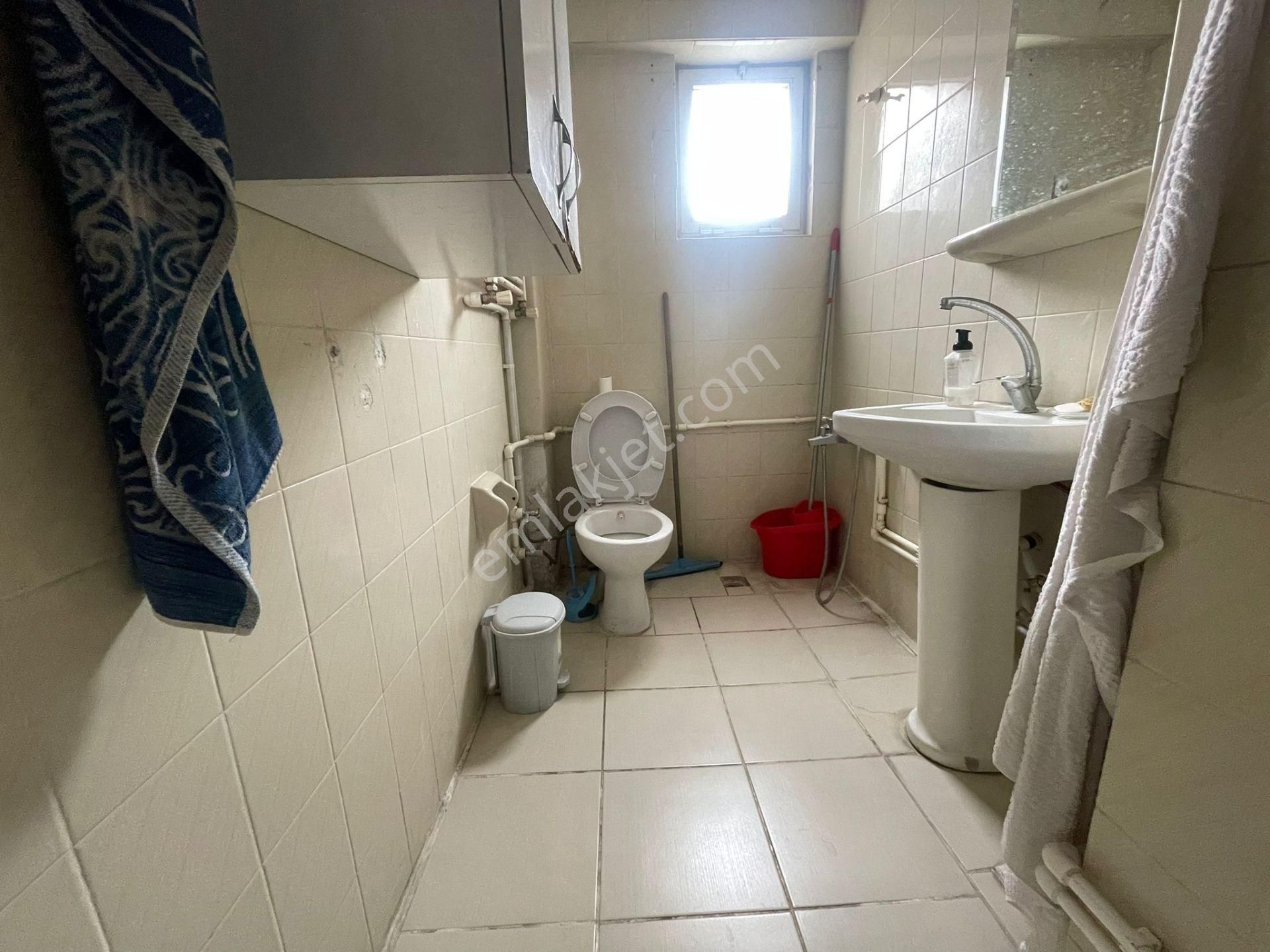 Emlak Dünyasından Full Eşyalı Site İçi Ara Katta Geniş Aileye Uygun Kullanışlı 3+1 - Görsel 24