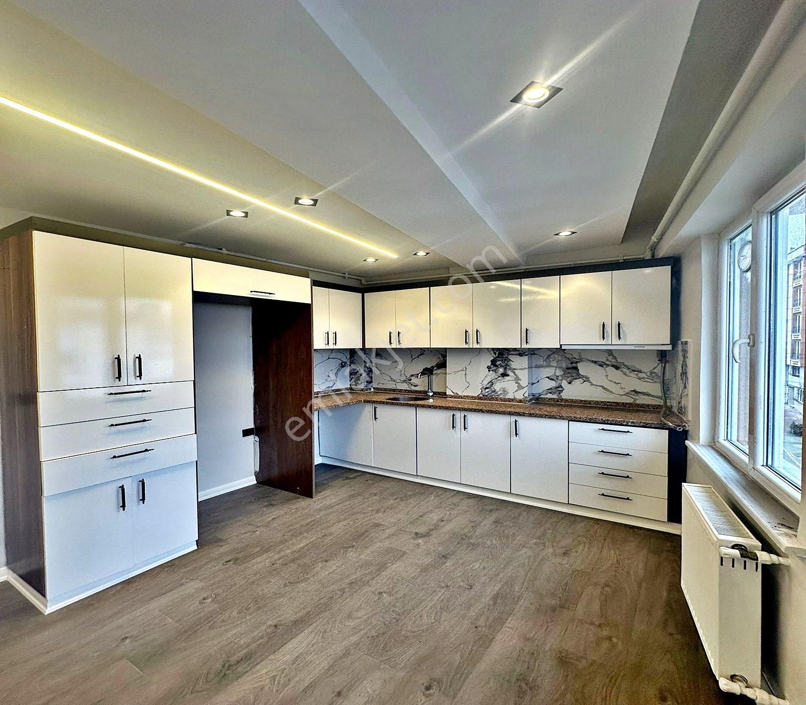 Bağlarçeşme Mahallesinde 2+1 Balkonlu Lüks Ara Kat - Görsel 22